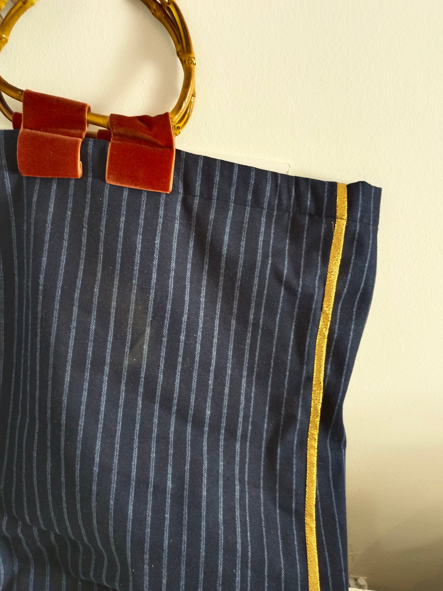 7 ROOMS. Maxibolso azul rayas