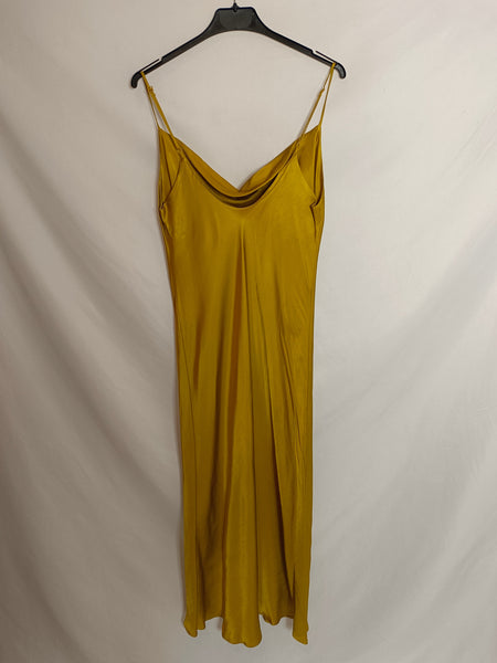 ZARA. Vestido mostaza satinado T.m �?? Hibuy market