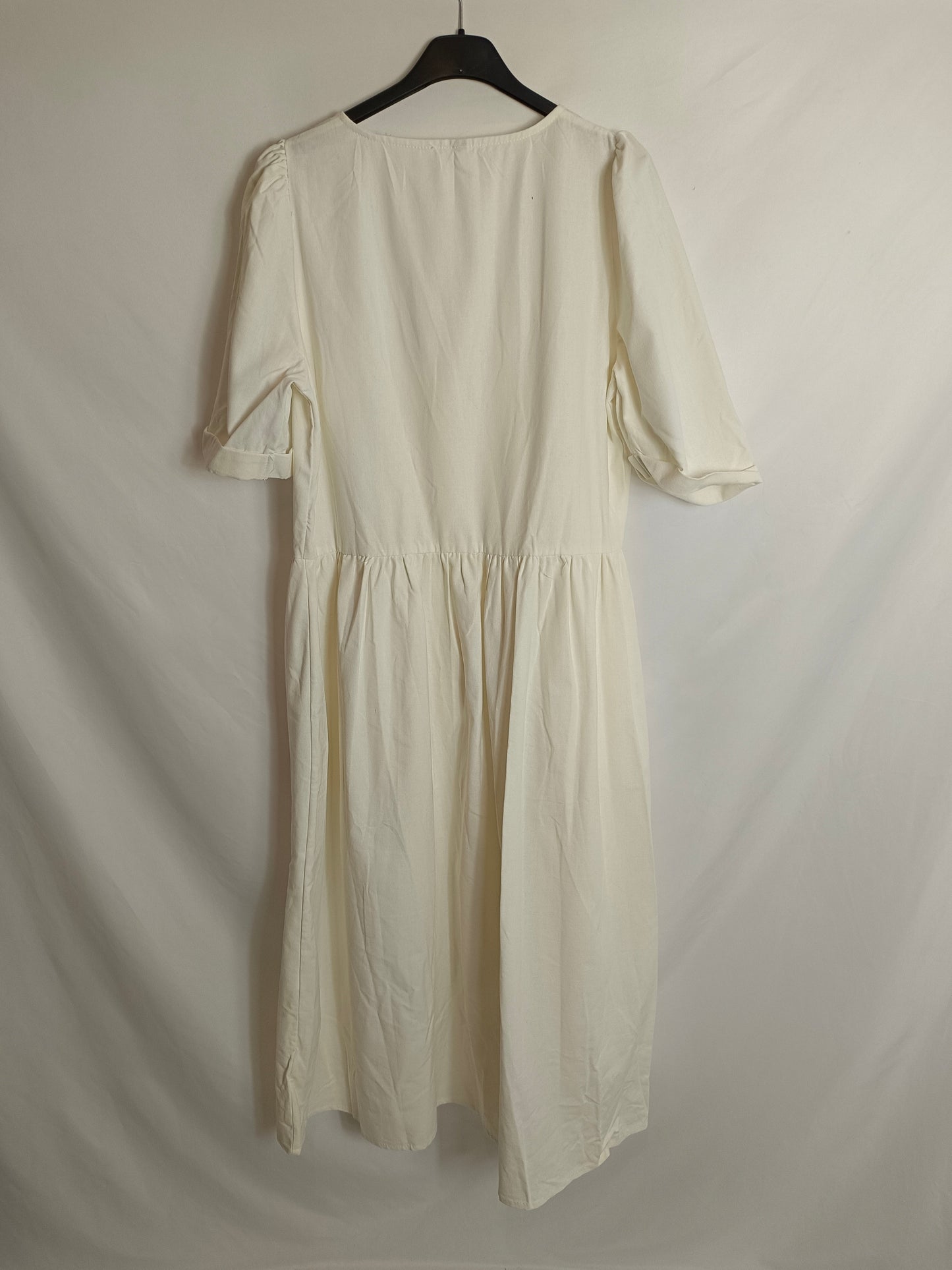 OTHERS. White buttoned dress Your(s)