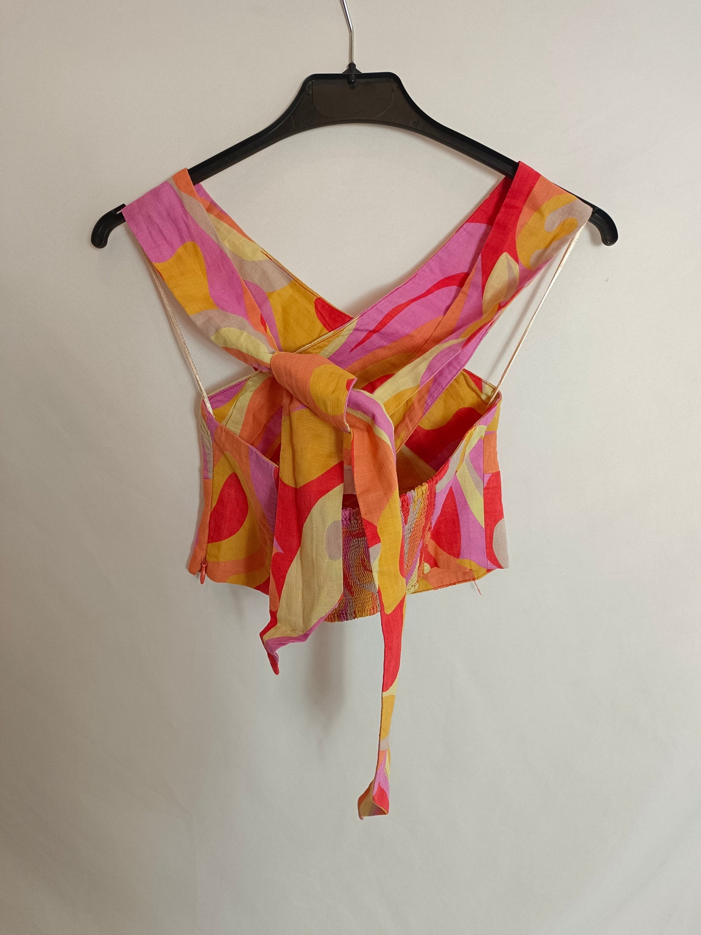 ZARA. Retro halterneck crop top TS