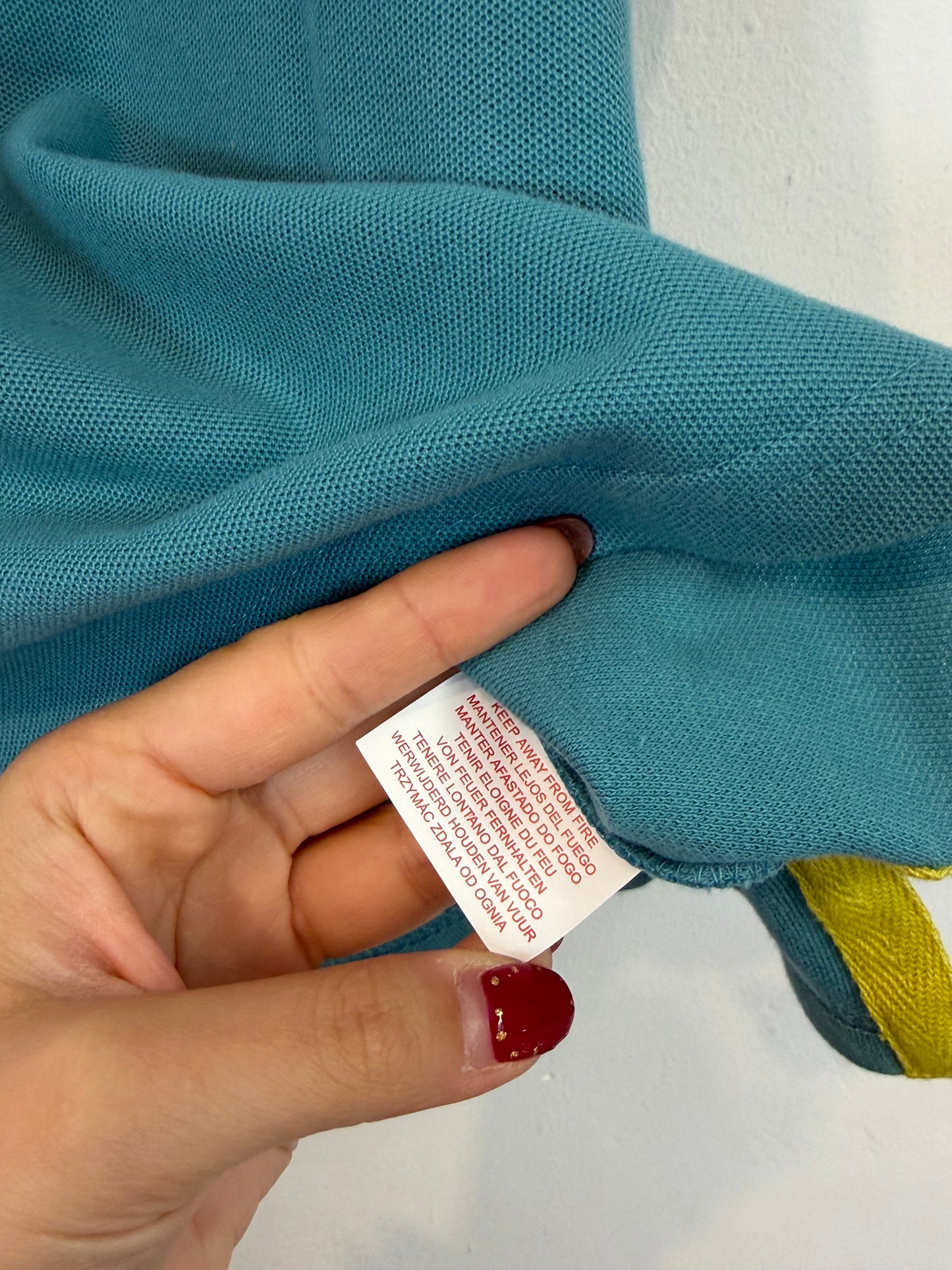 GOCCO. Polo azul T.4-5 años