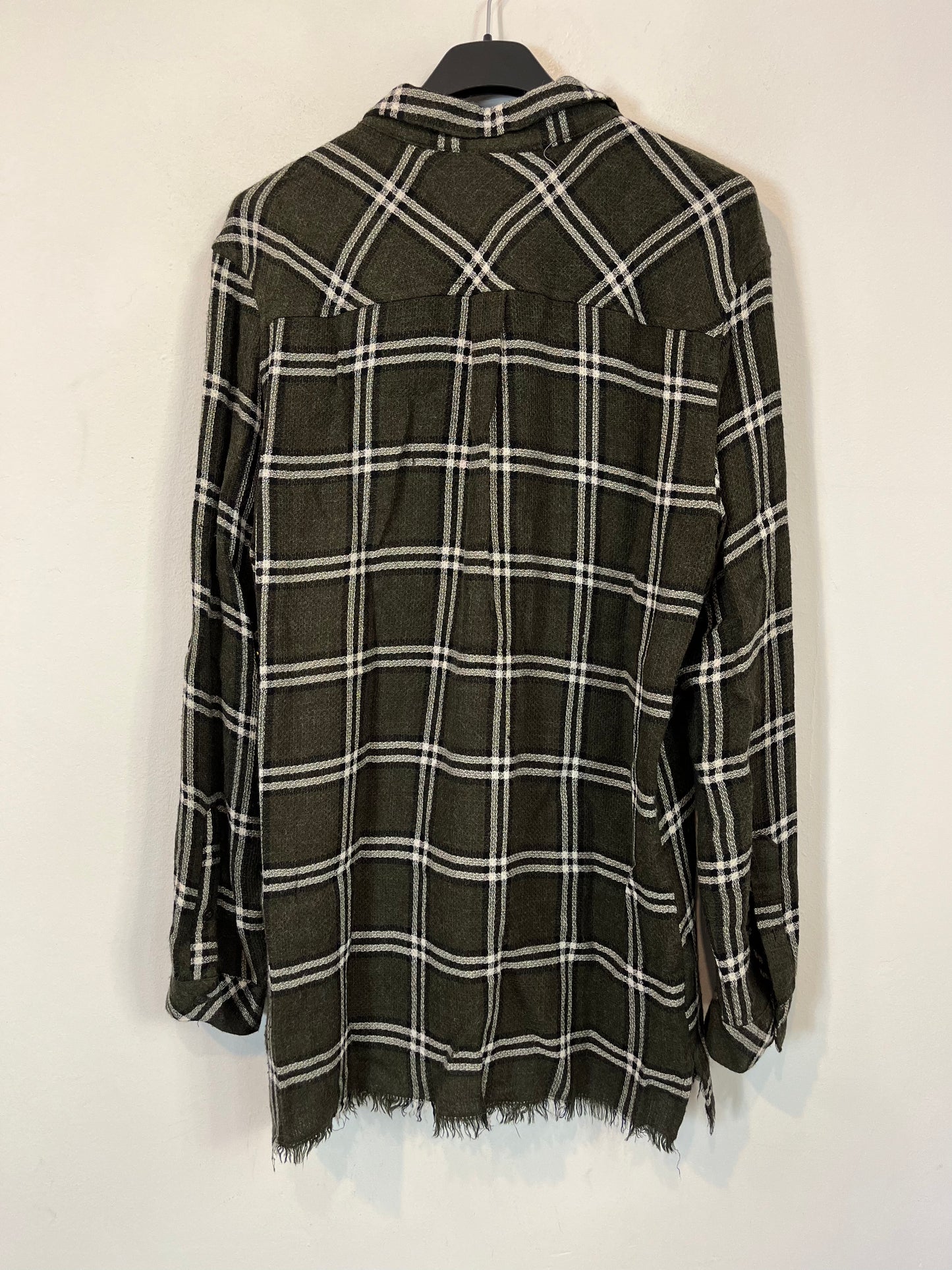 MANGO. Camisa verde cuadros. T M