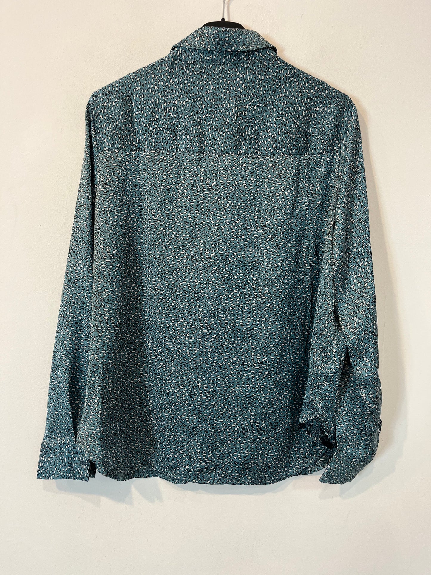 NOON. Blusa animal print T.xs