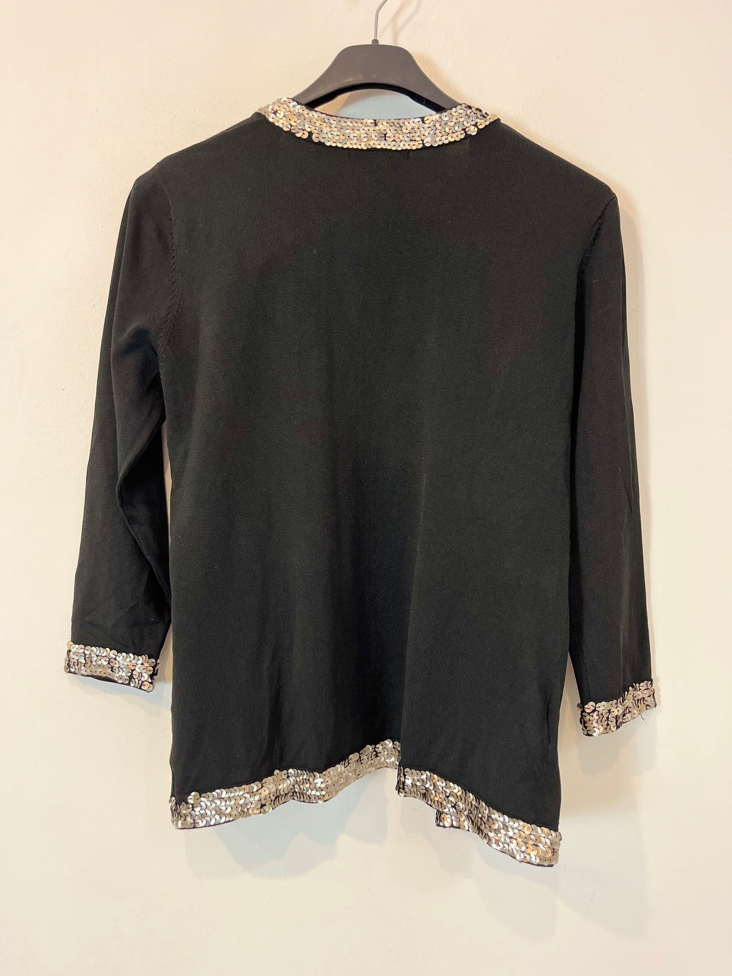 MANGO. Chaqueta punto lentejuelas. T L