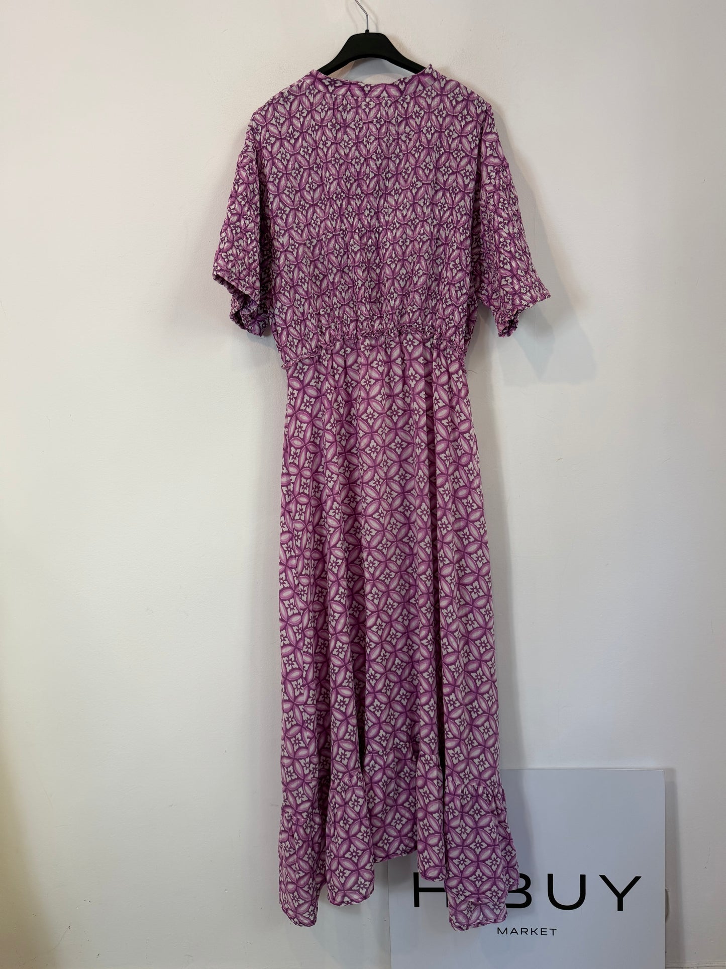 OTRAS. Vestido largo morado estampado