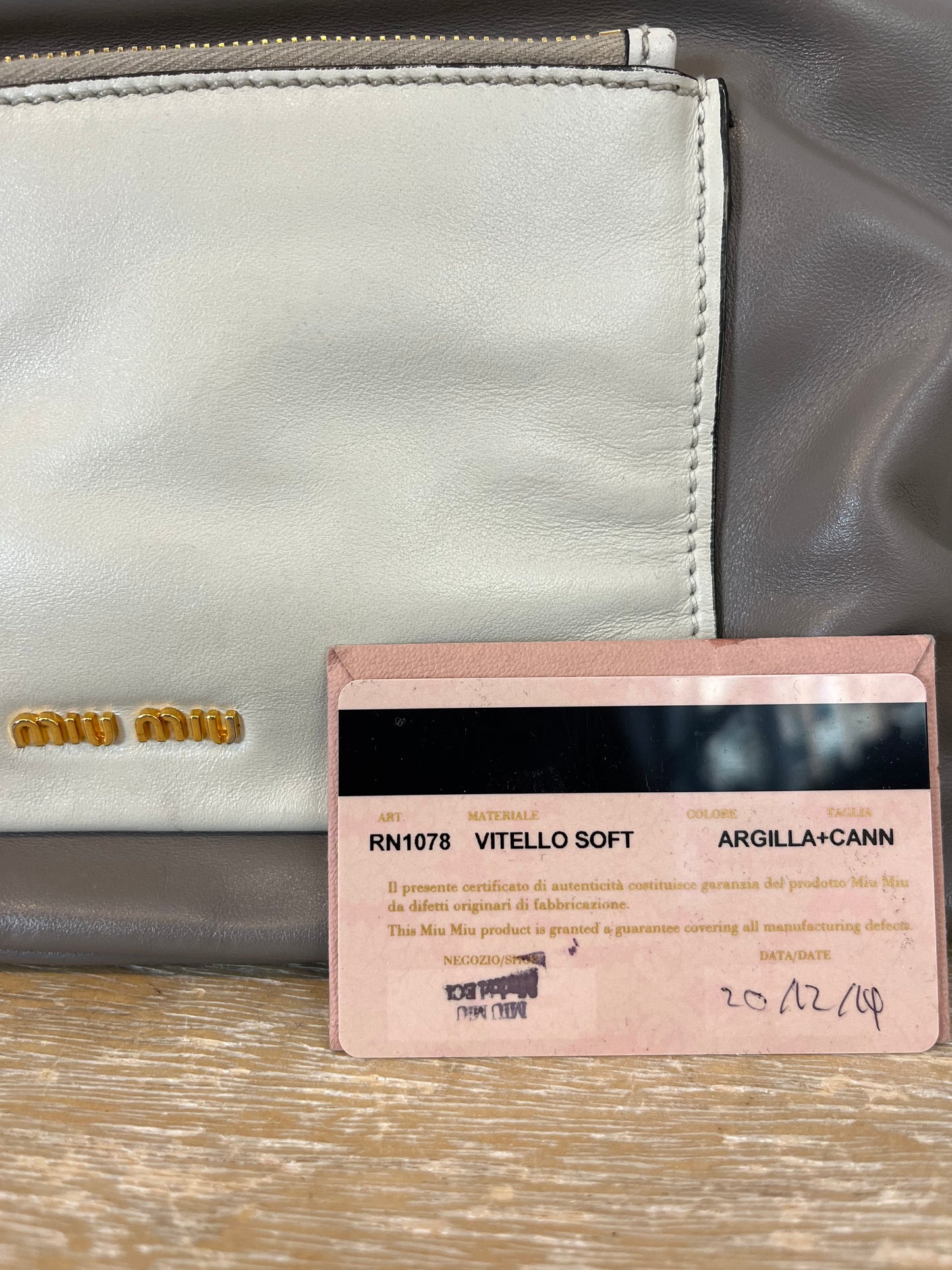 MIU MIU. Bolso efecto maletín tricolor