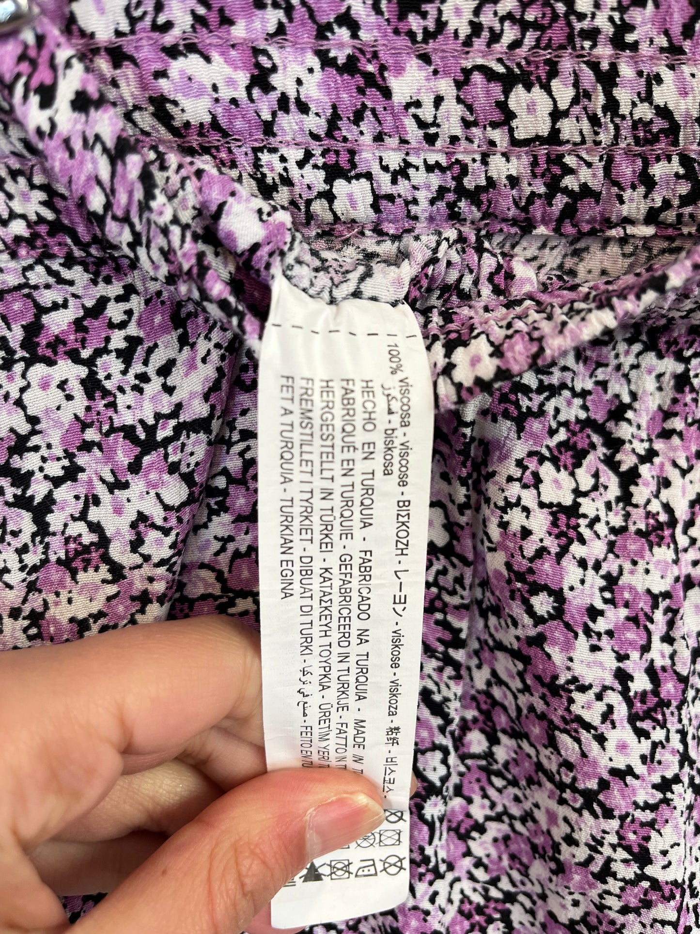 ZARA. Purple floral Ts skirt/trousers