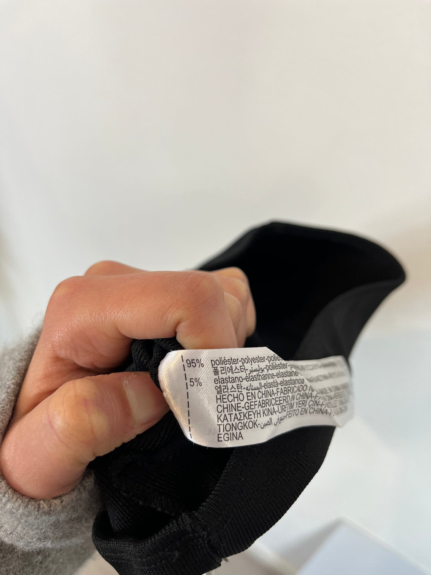 ZARA. Black strapless Ts top