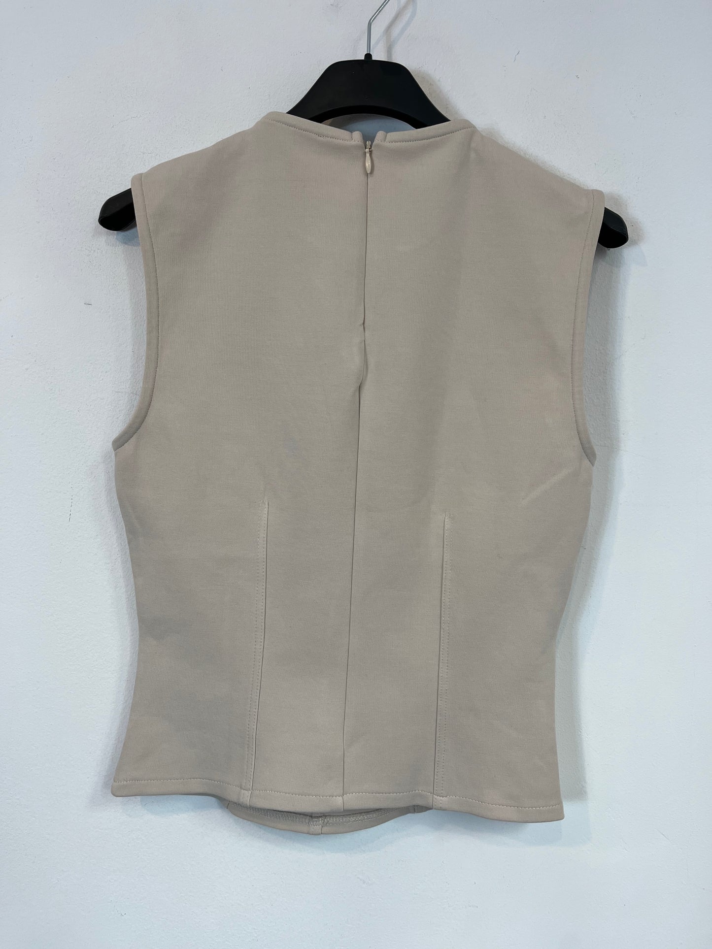 ZARA. Top beige entallad. T.S