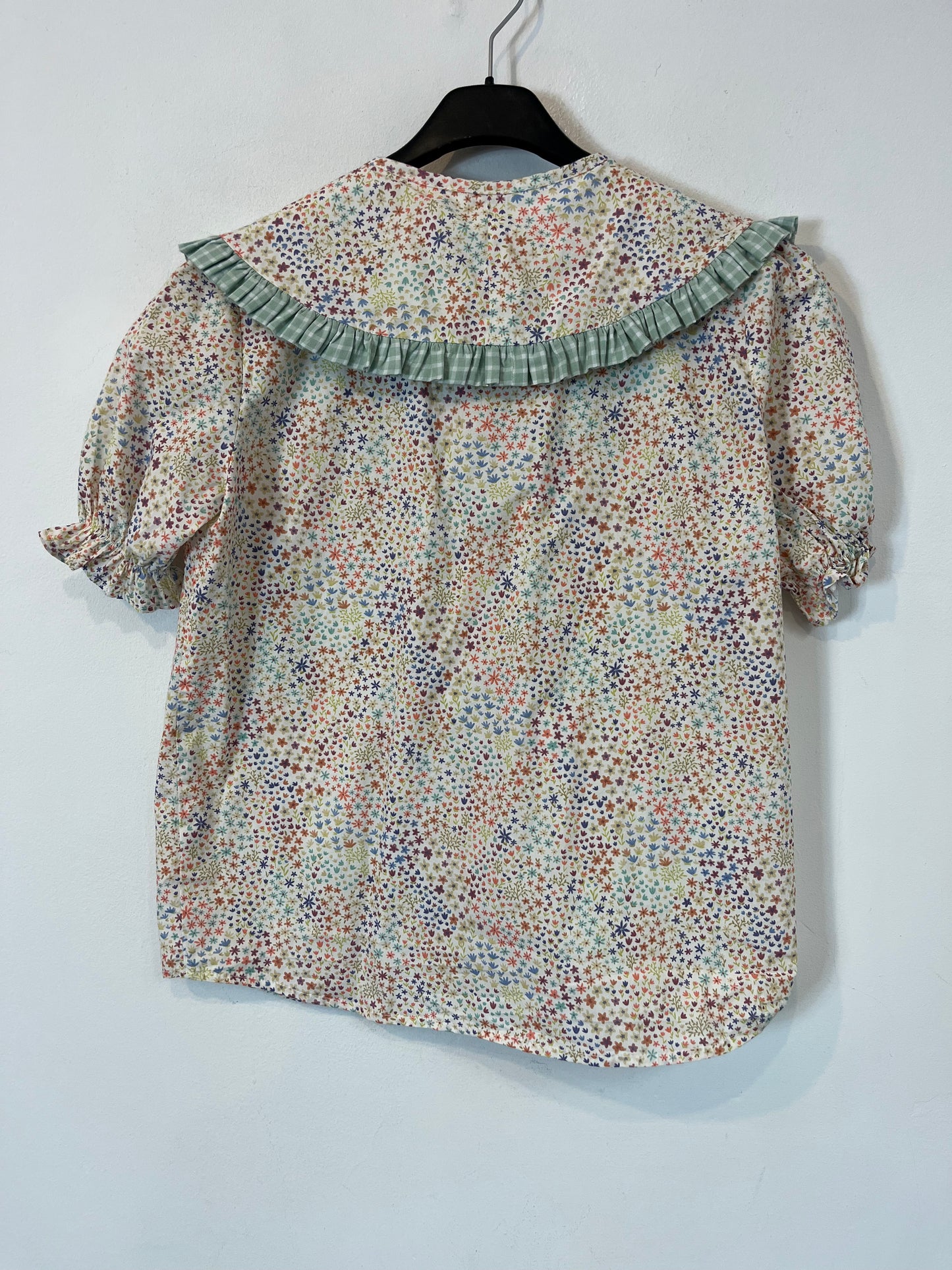 OHANA MAP. T.xs collar floral blouse