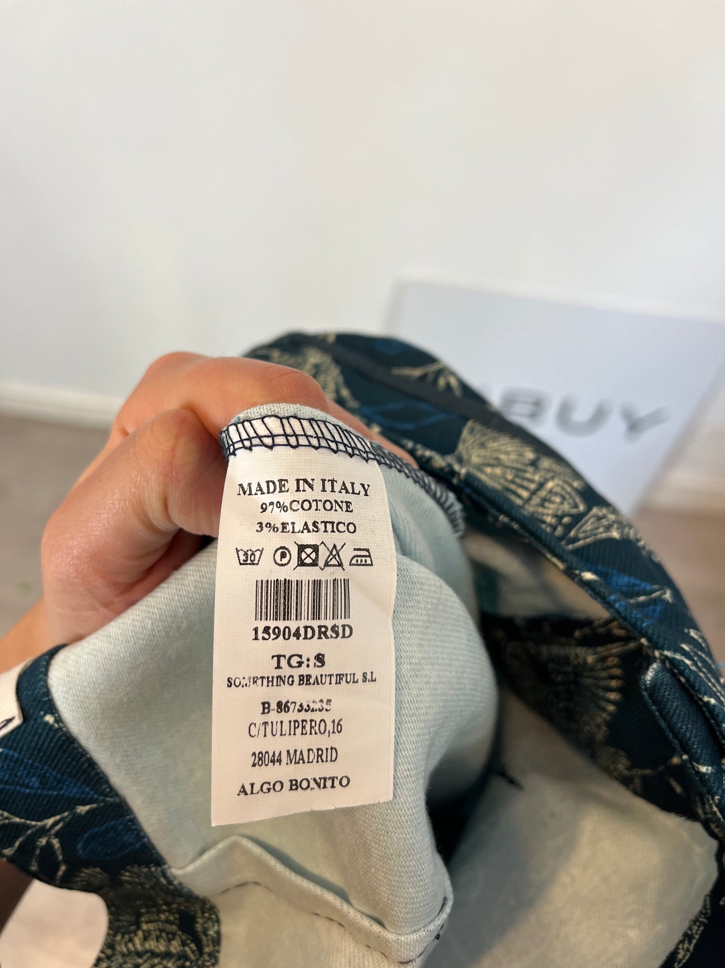 SOMETHING PRETTY. Ts printed culottes