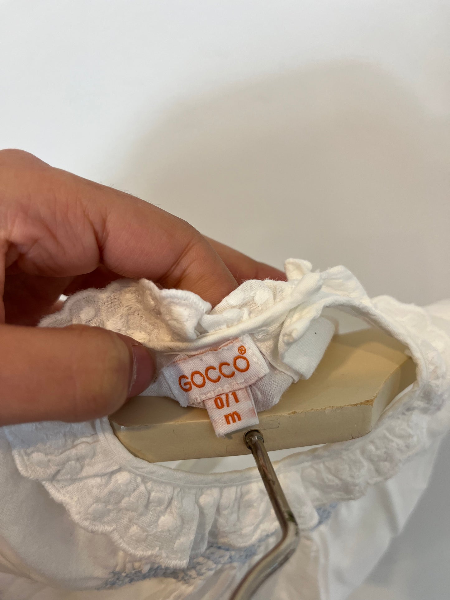 GOCCO. Blusa bebé bordada. T 0/1 meses