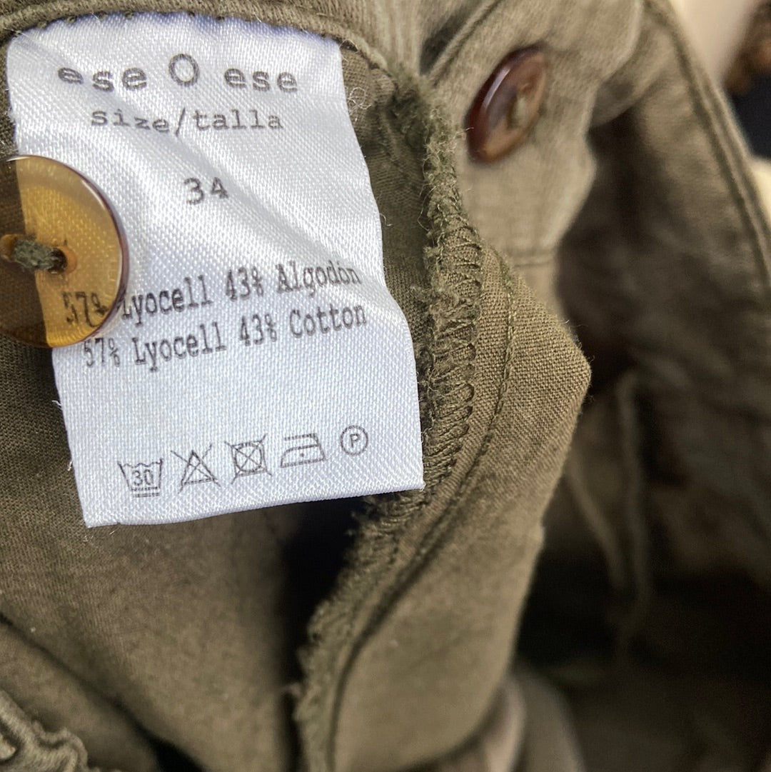 THAT OR THAT.Wide-leg green hunting trousers S.34