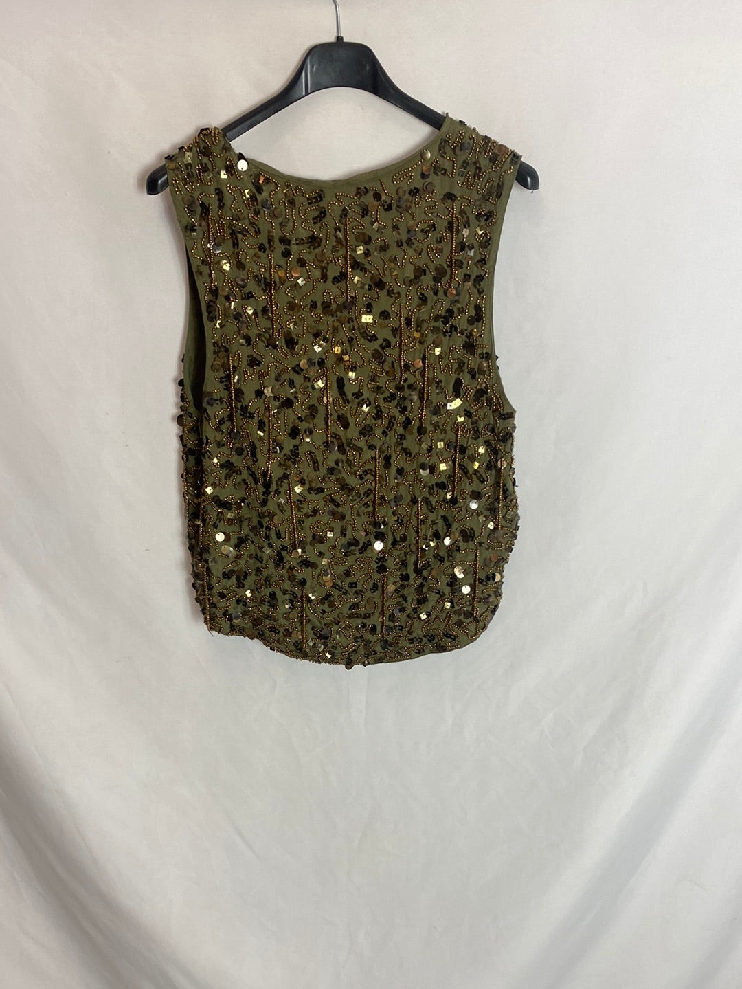 ZARA. Chaleco verde militar abierto detalles. T.M