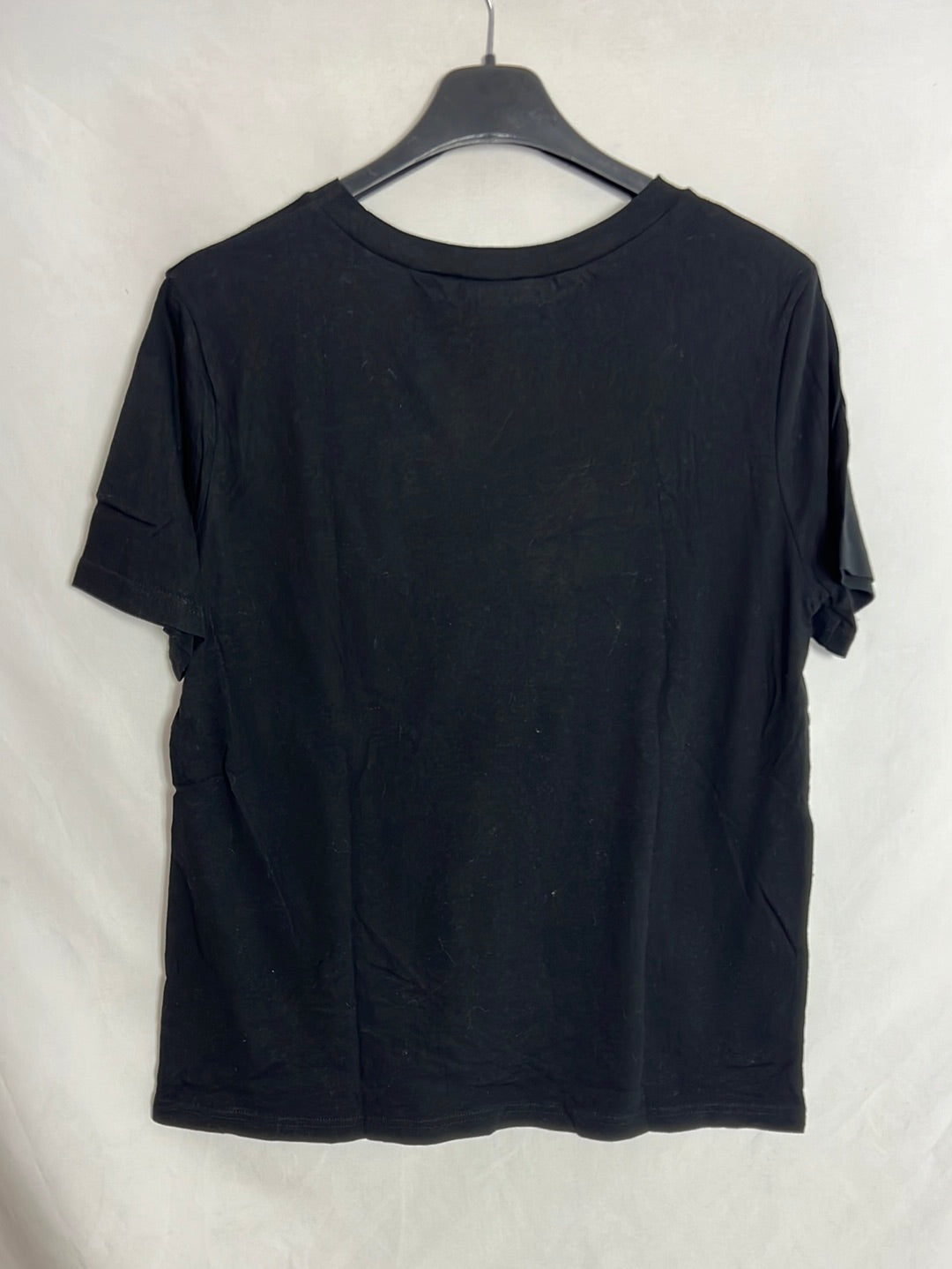 ZARA. Camiseta negra dibujos. T S