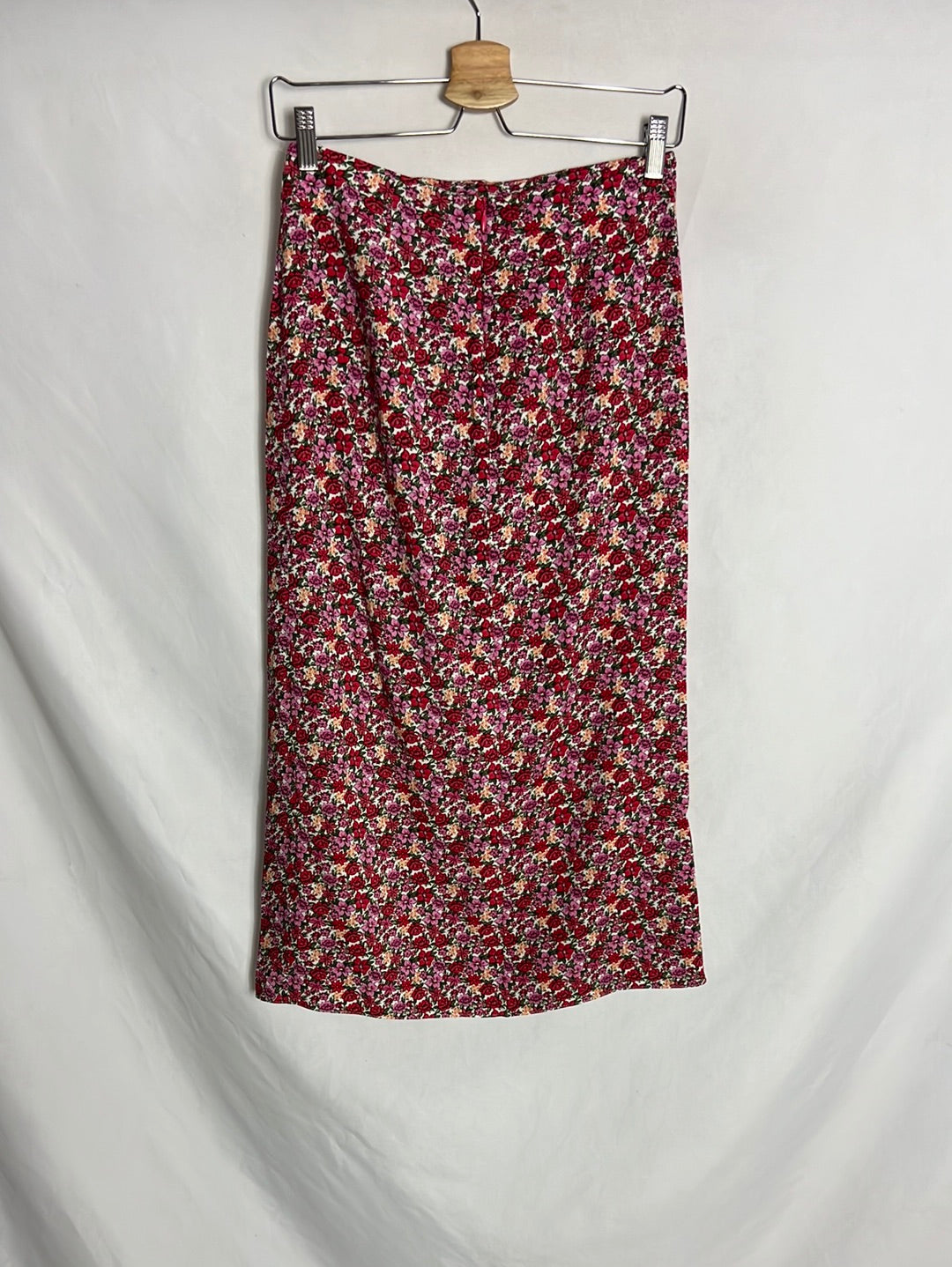 PRIMARK. Flower printed midi skirt. T.S.