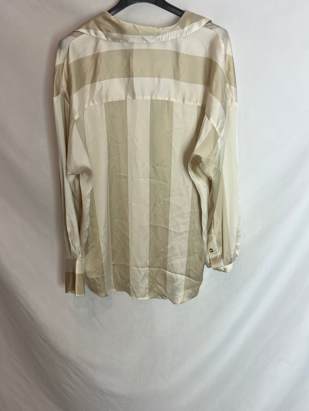 ZARA. Camisa botones satinada rayas. T.S