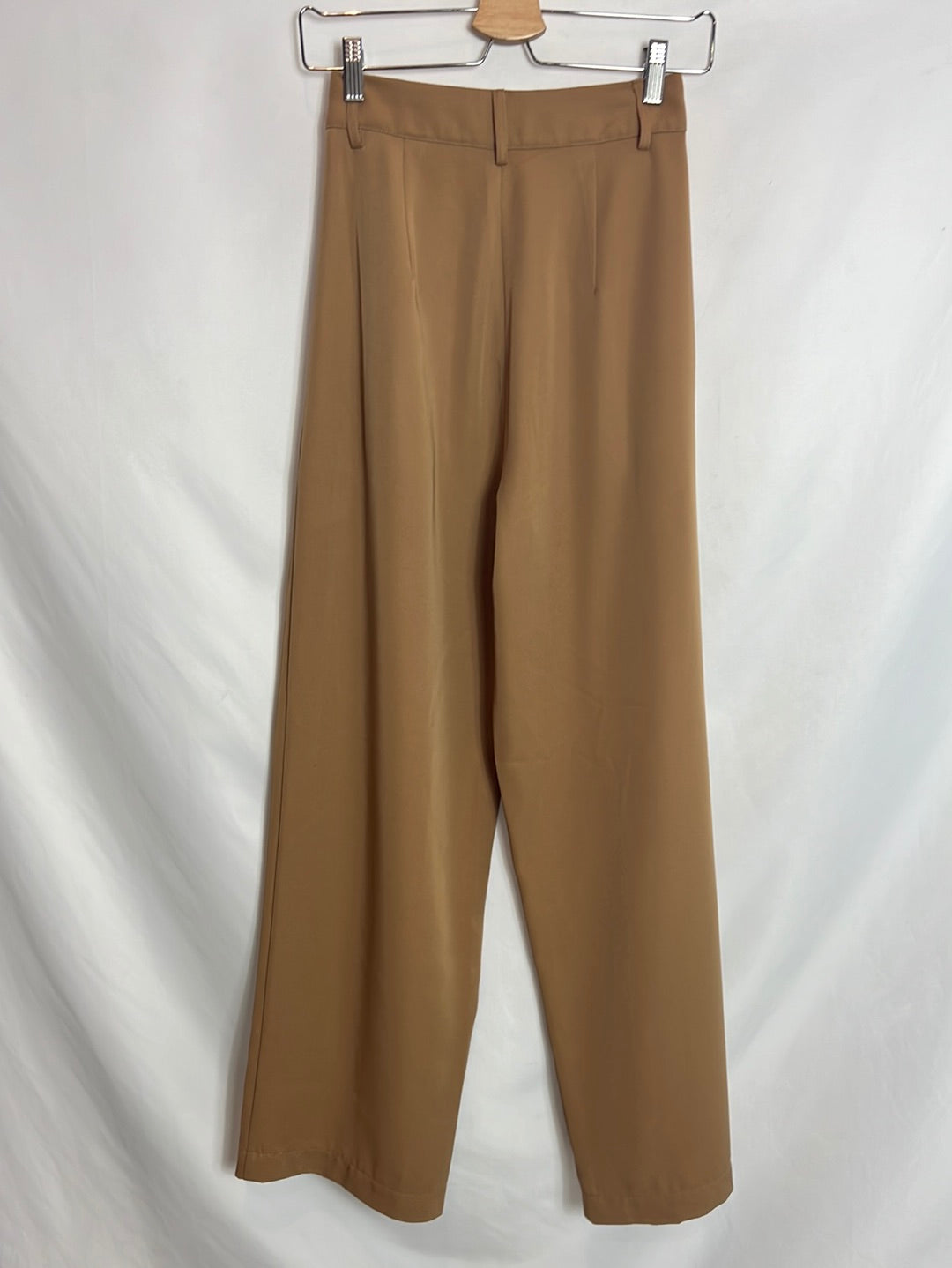 OTHERS. Beige wide-leg flowing trousers. TS