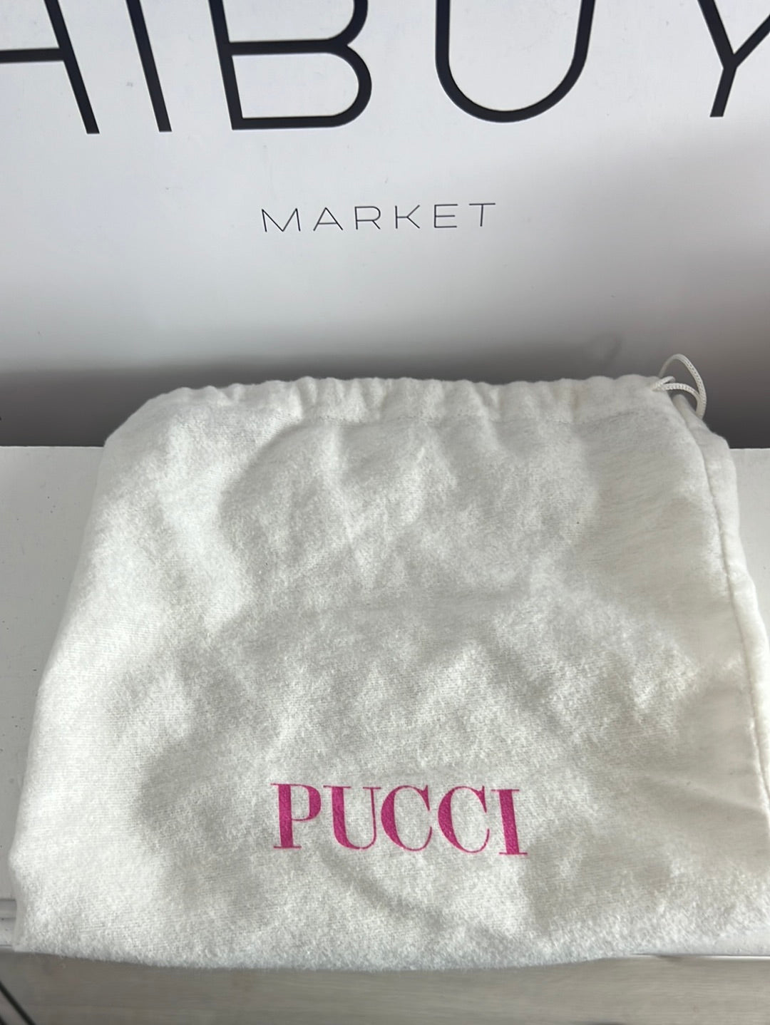 EMILIO PUCCI. Sandalia plana hebillas. T 37