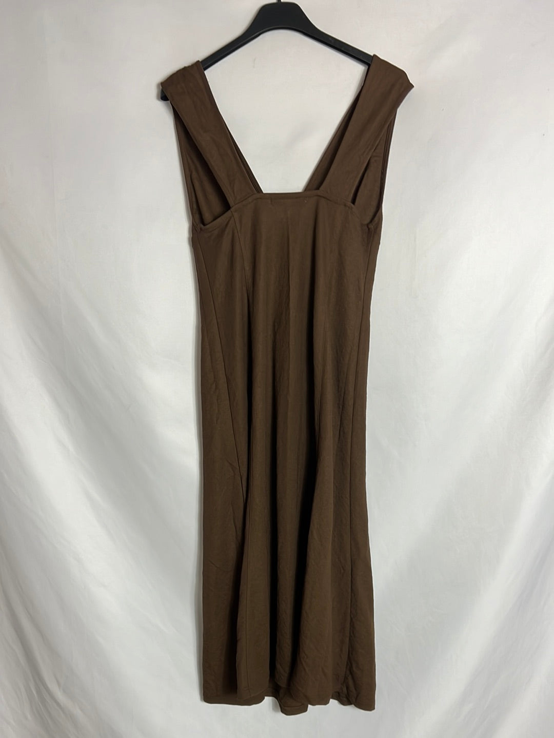 PULL&BEAR. Vestido midi marrón abotonado. T S