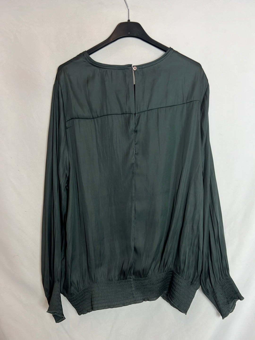 CORTEFIEL. Blusa satinada azul grisáceo. T XXL