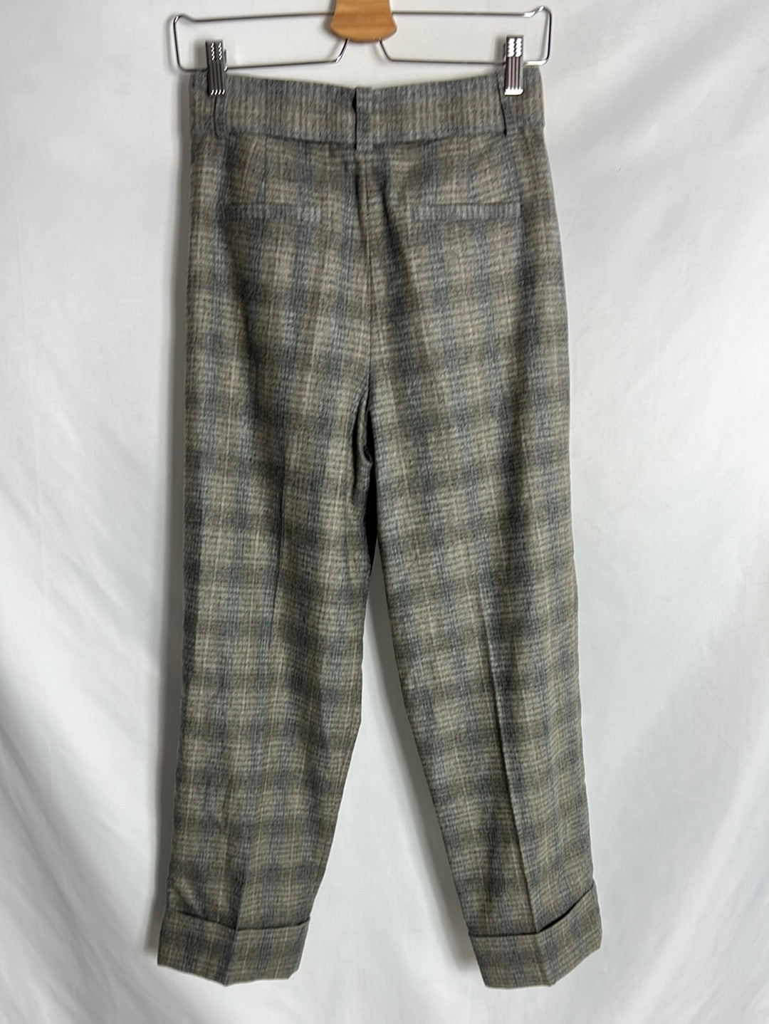 MASSIMO DUTTI. Checkered textured trousers. Size 34