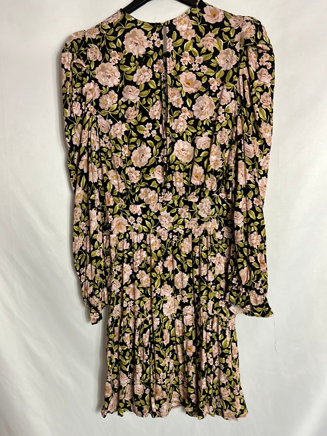 ZARA. Vestido corto estampado hombreras. T XS