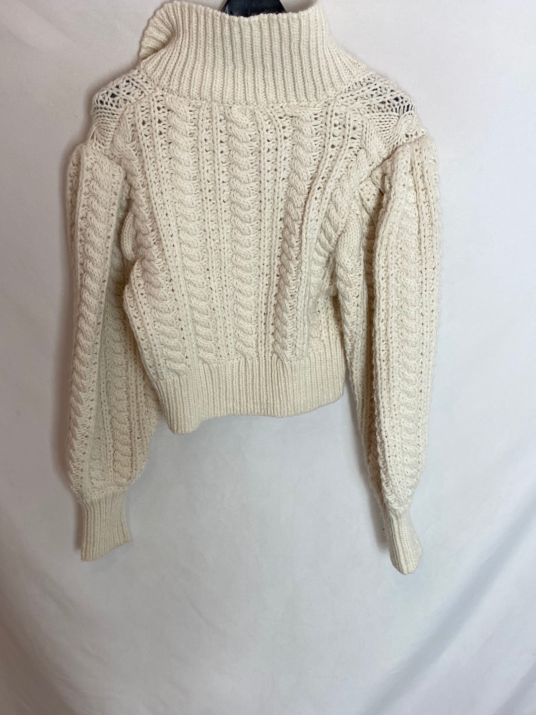 ZARA. Jersey crop tejido ocho. T.S