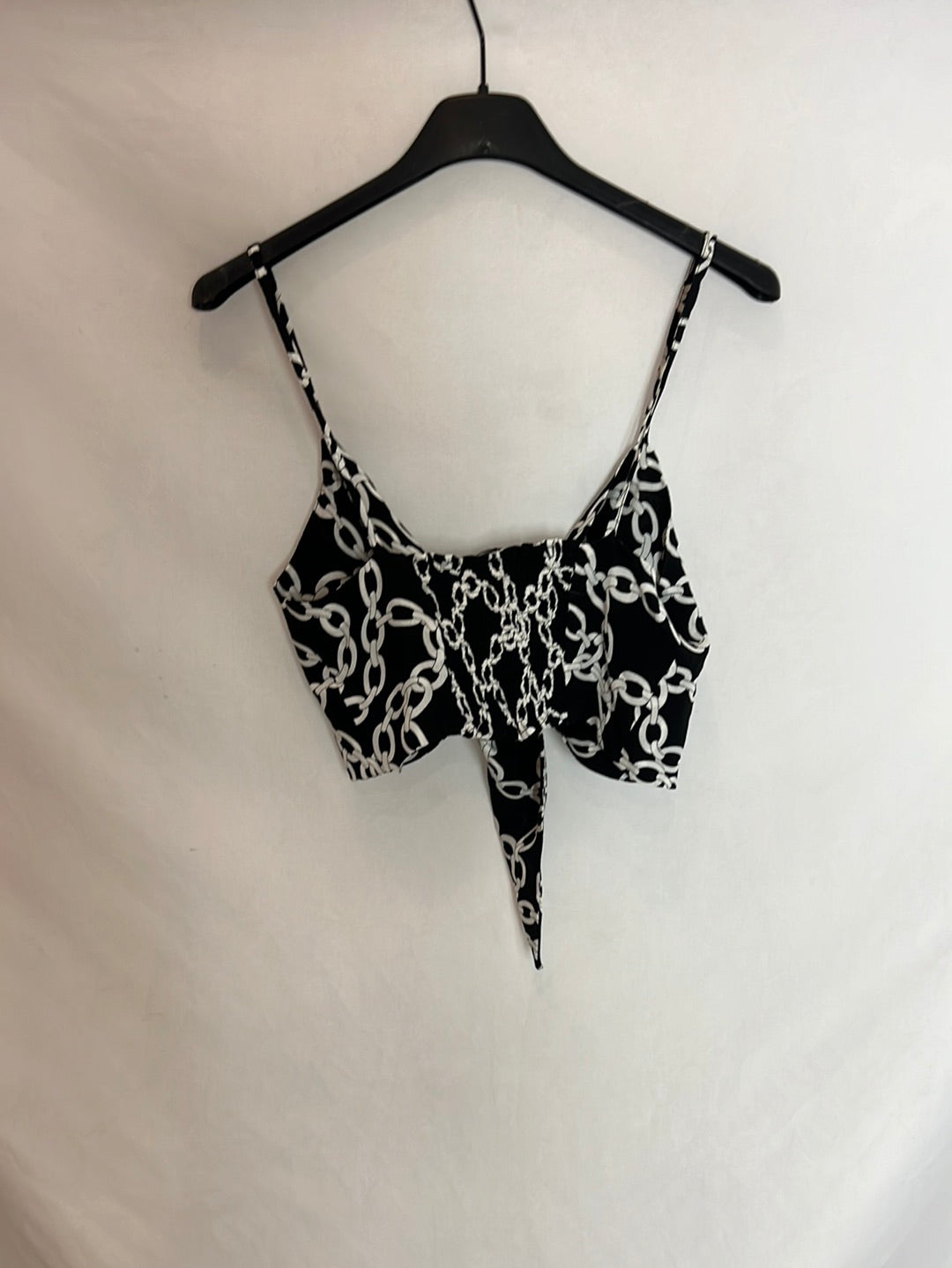ZARA. Crop top lazo cadenas. T.XS