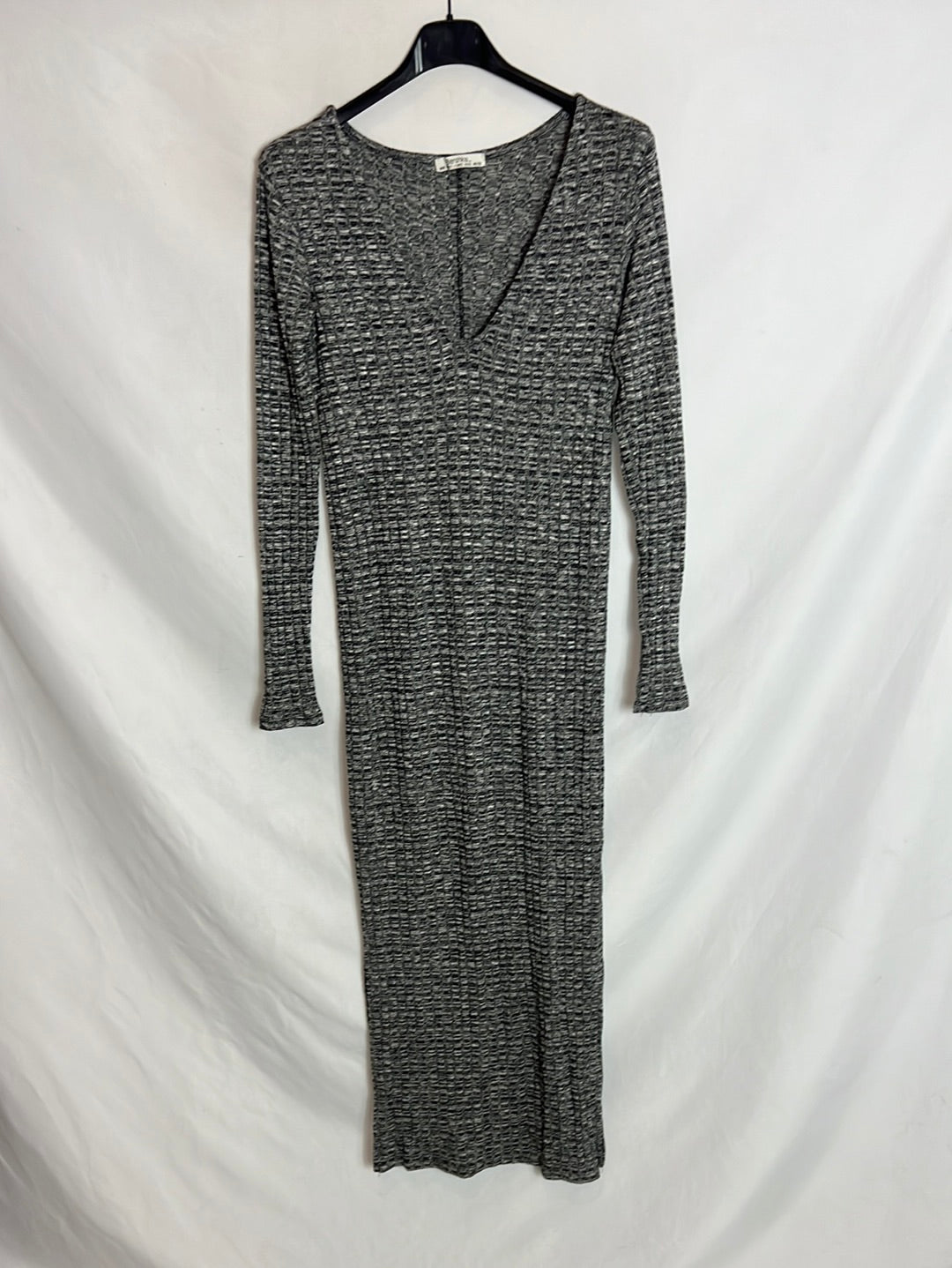 BERSHKA. Heather gray ribbed midi dress. TS – Hibuy market