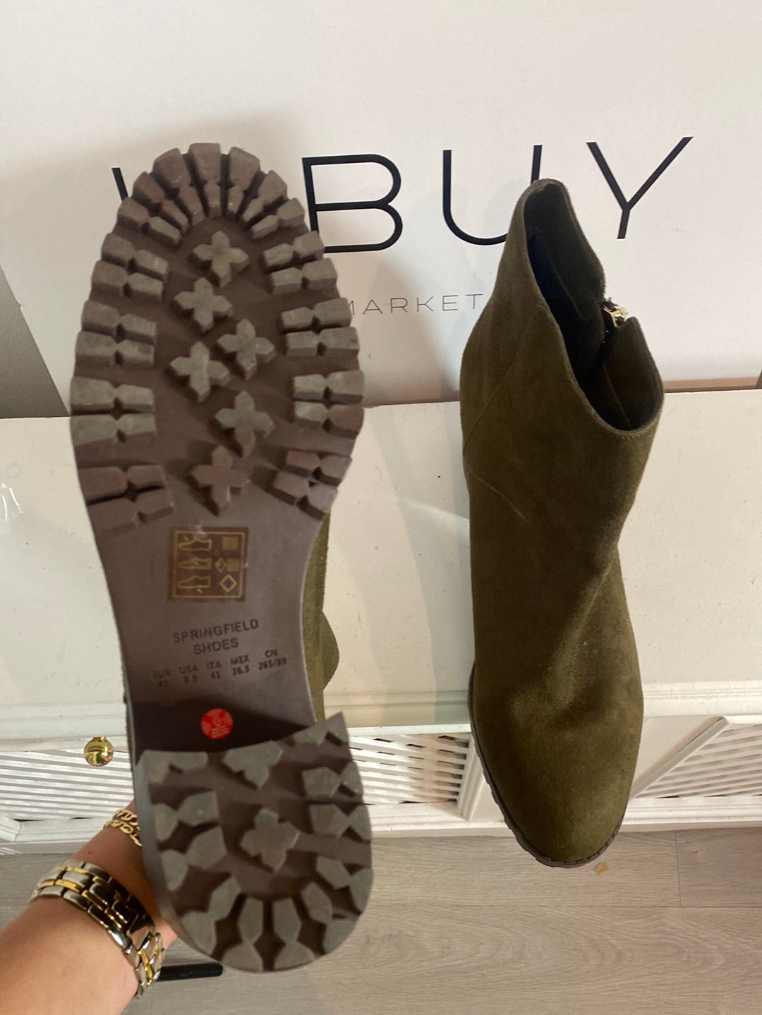 SPRINGFIELD. Botones verde oscuro antelinaT.41