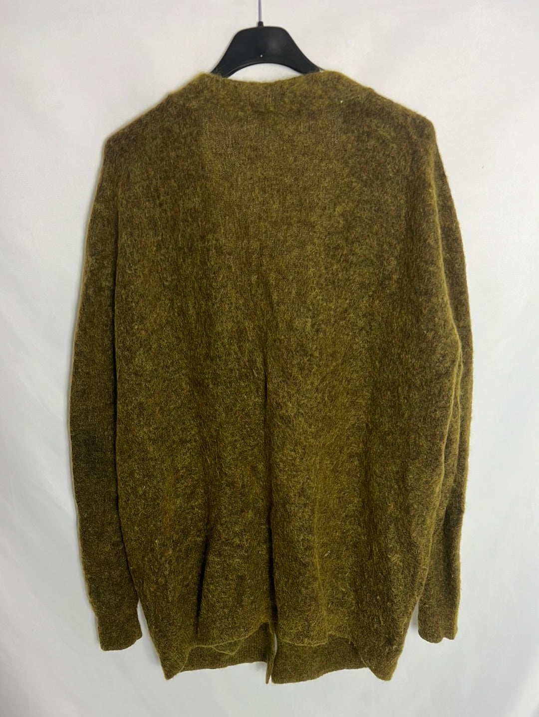 H&M. Cárdigan verde olivo. T.s