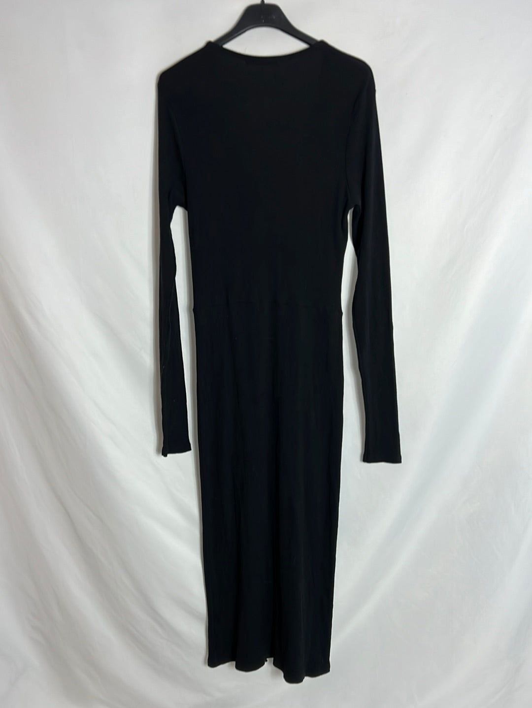 VALENTINA. Vestido midi negro canalé. T S