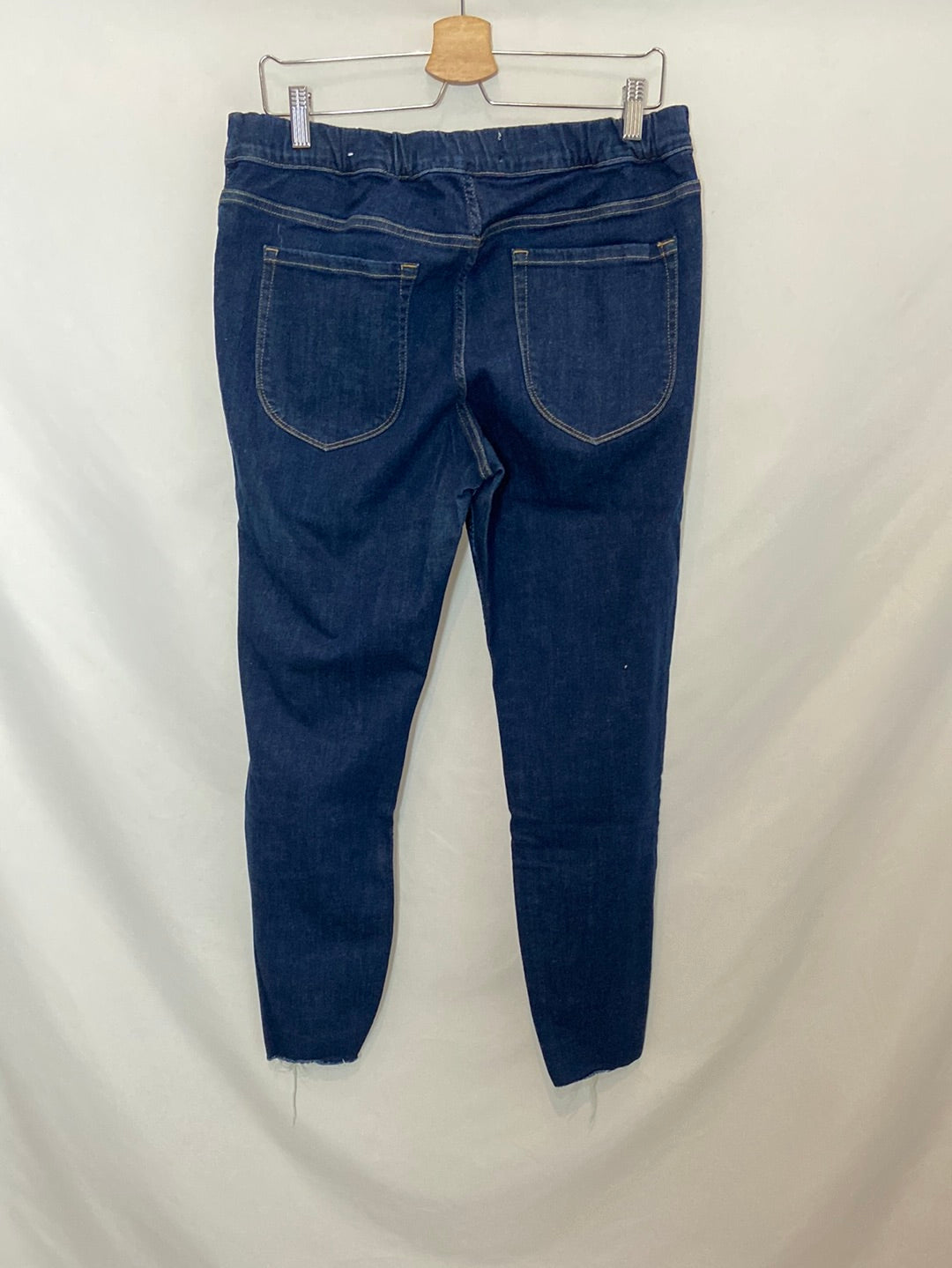 VIOLETA BY MANGO. Pantalón vaquero recto T. 48