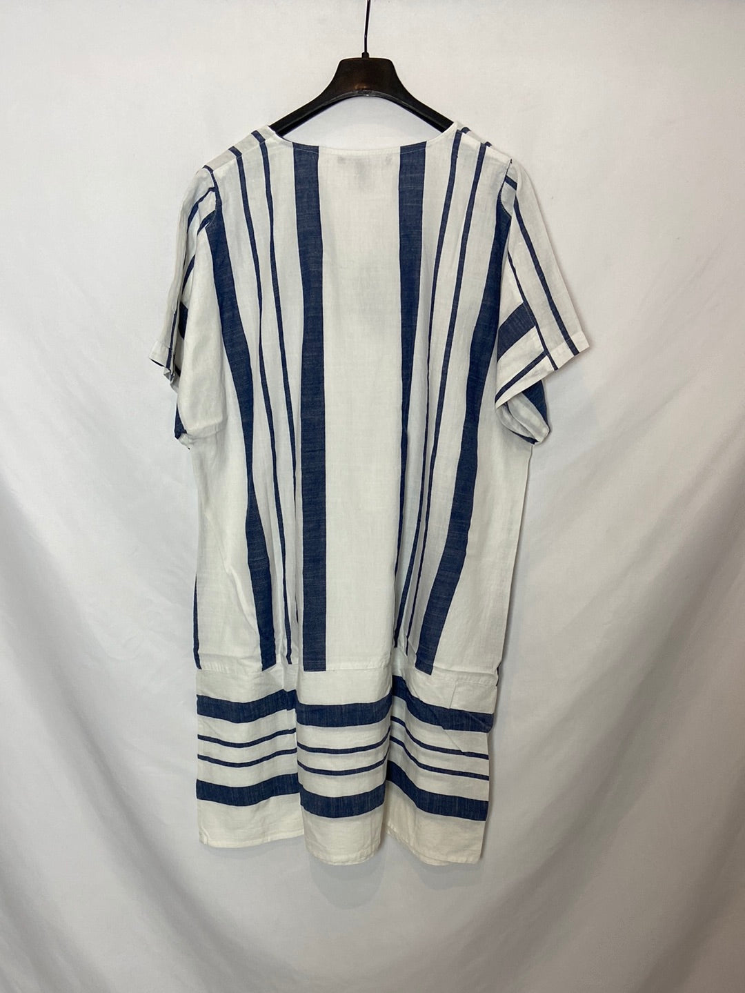 VIOLETA BY MANGO. Striped shirt dress, size XL.