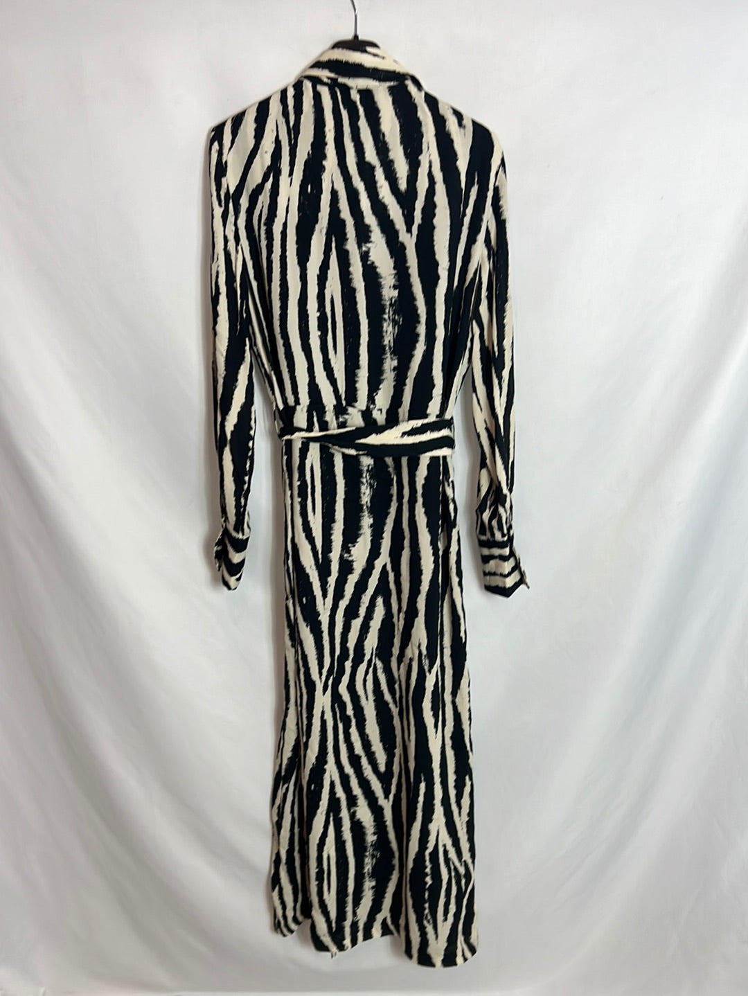 MASSIMO DUTTI. Printed shirt midi dress. Size 36