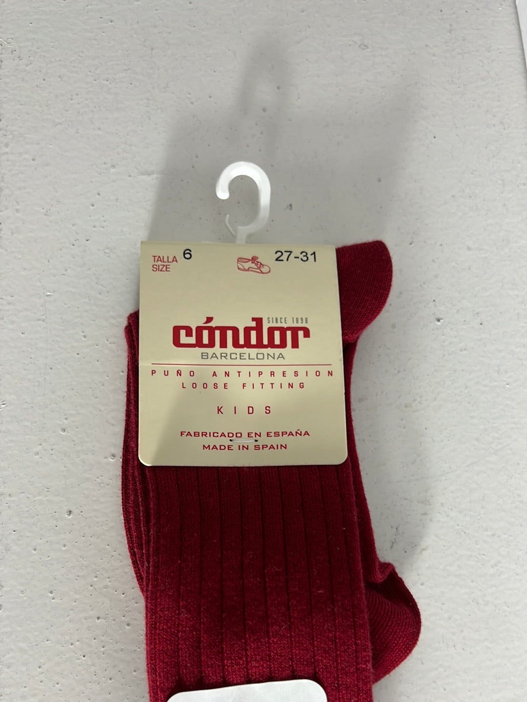 CONDOR. Burgundy ribbed socks. Size 27/31