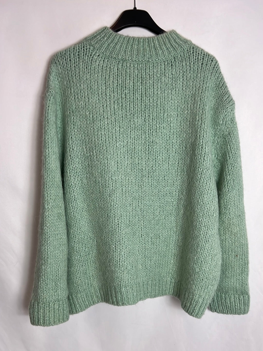 ZARA. Jersey oversized verde claro. T S