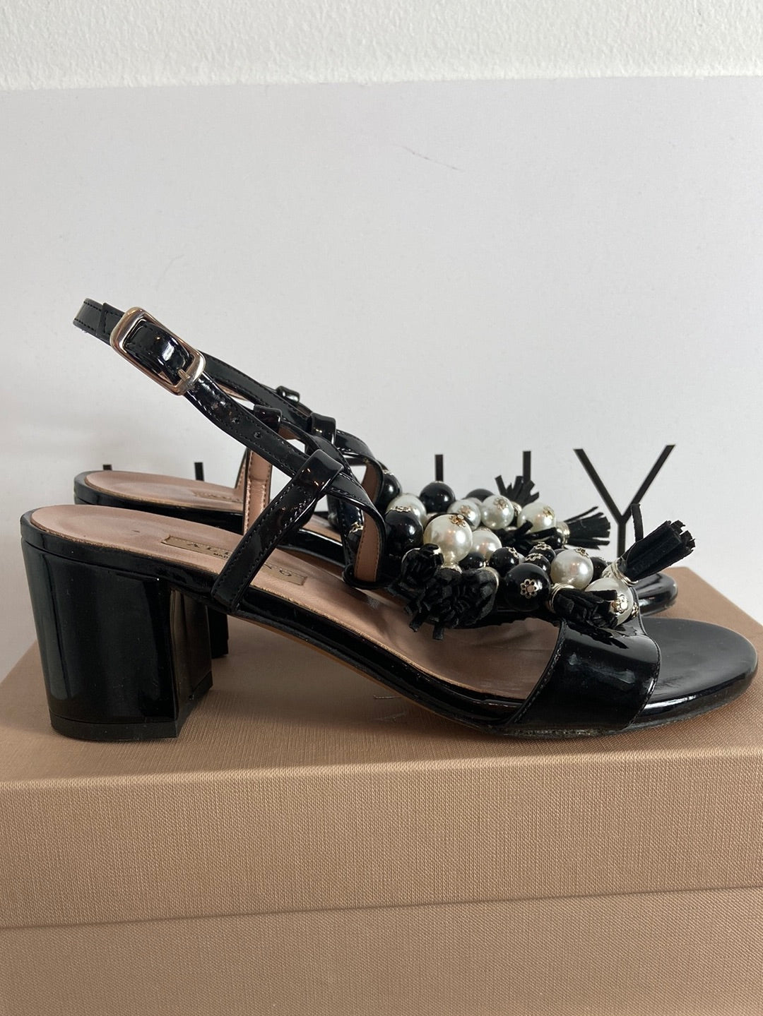 ALBANO. Sandalias de tacón negras T.38