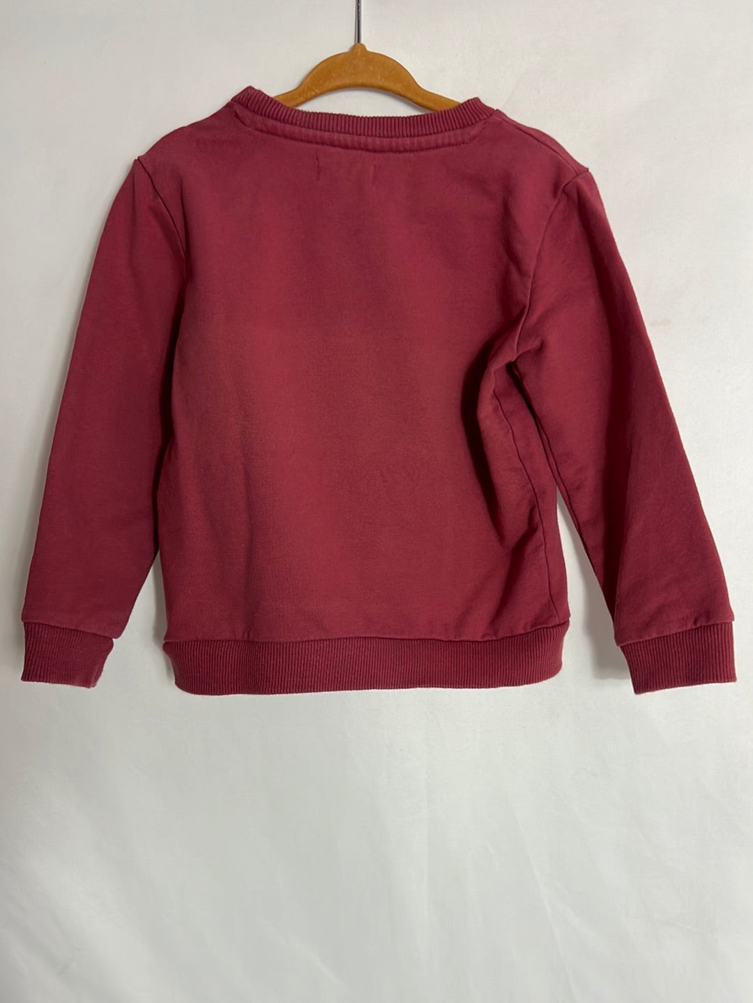 NECK&NECK. Dark pink sweatshirt with textured logo. Size 3 years.