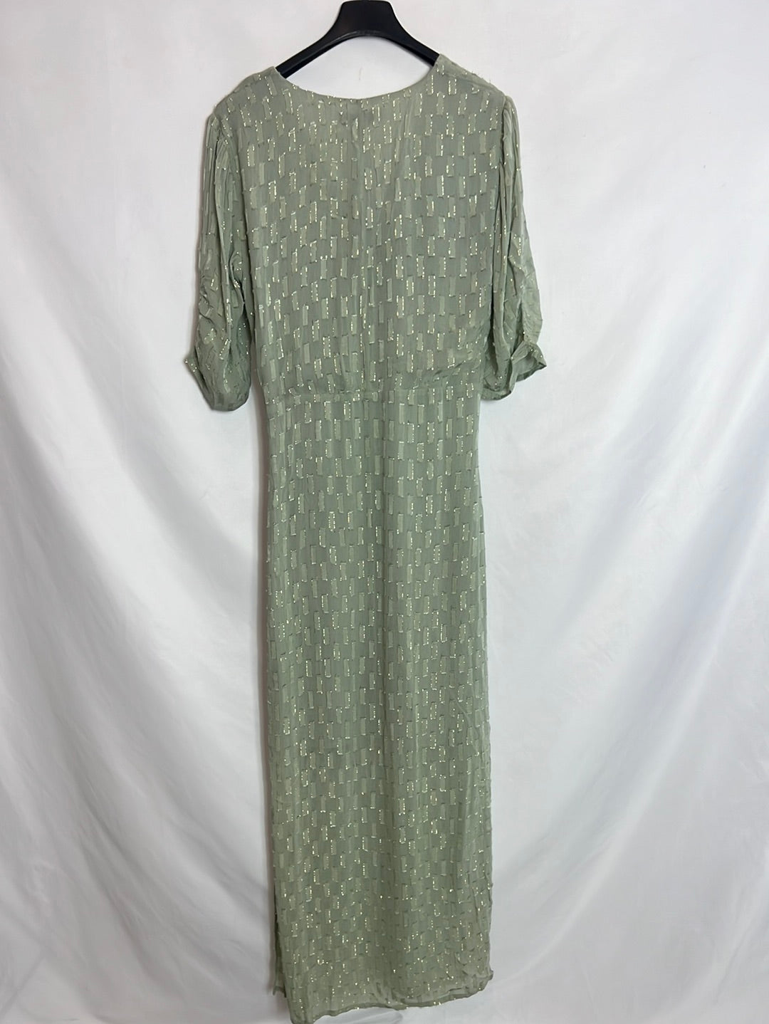 INTROPIA. Light green midi dress with gold threads. TS