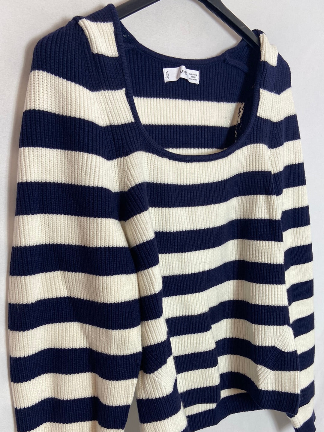 MANGO. Jersey punto rayas. T.M