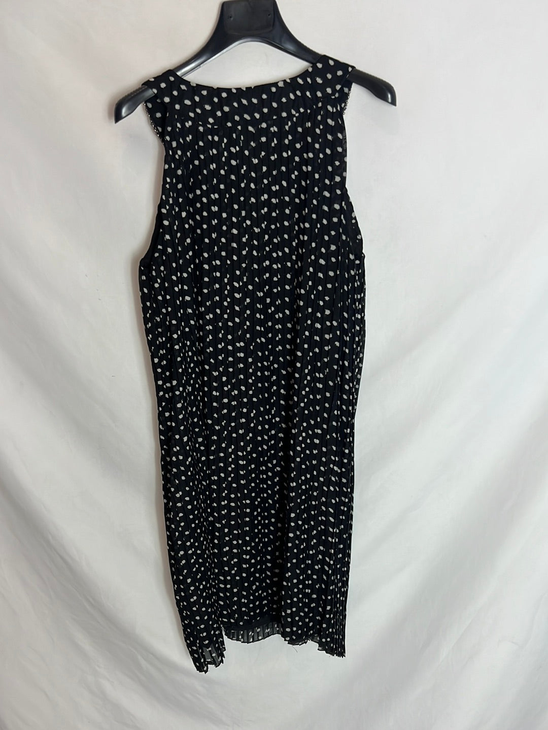 VERTIGO. Vestido corto fluido. T.M