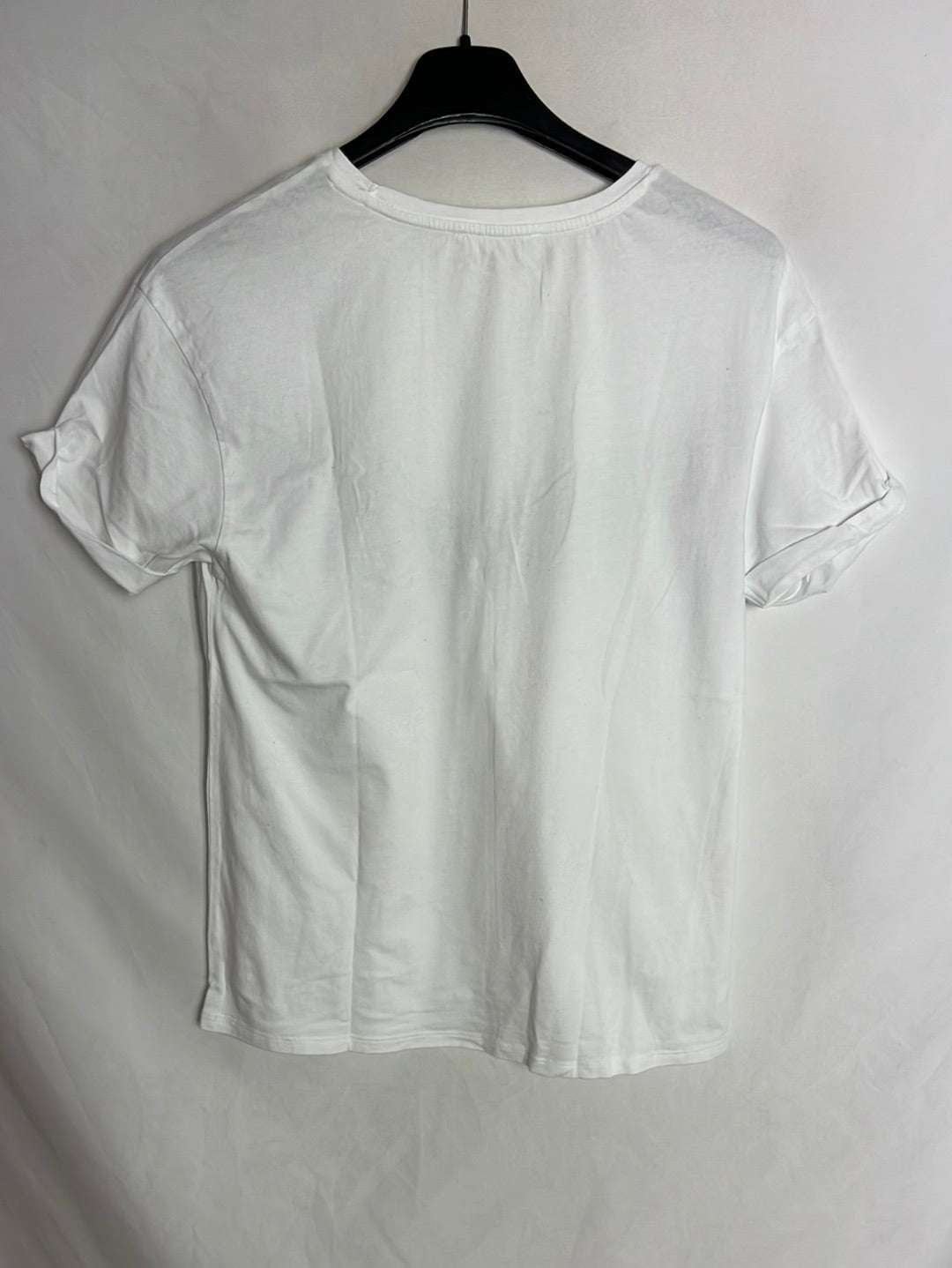 MANGO. Camiseta blanca flecos. T S