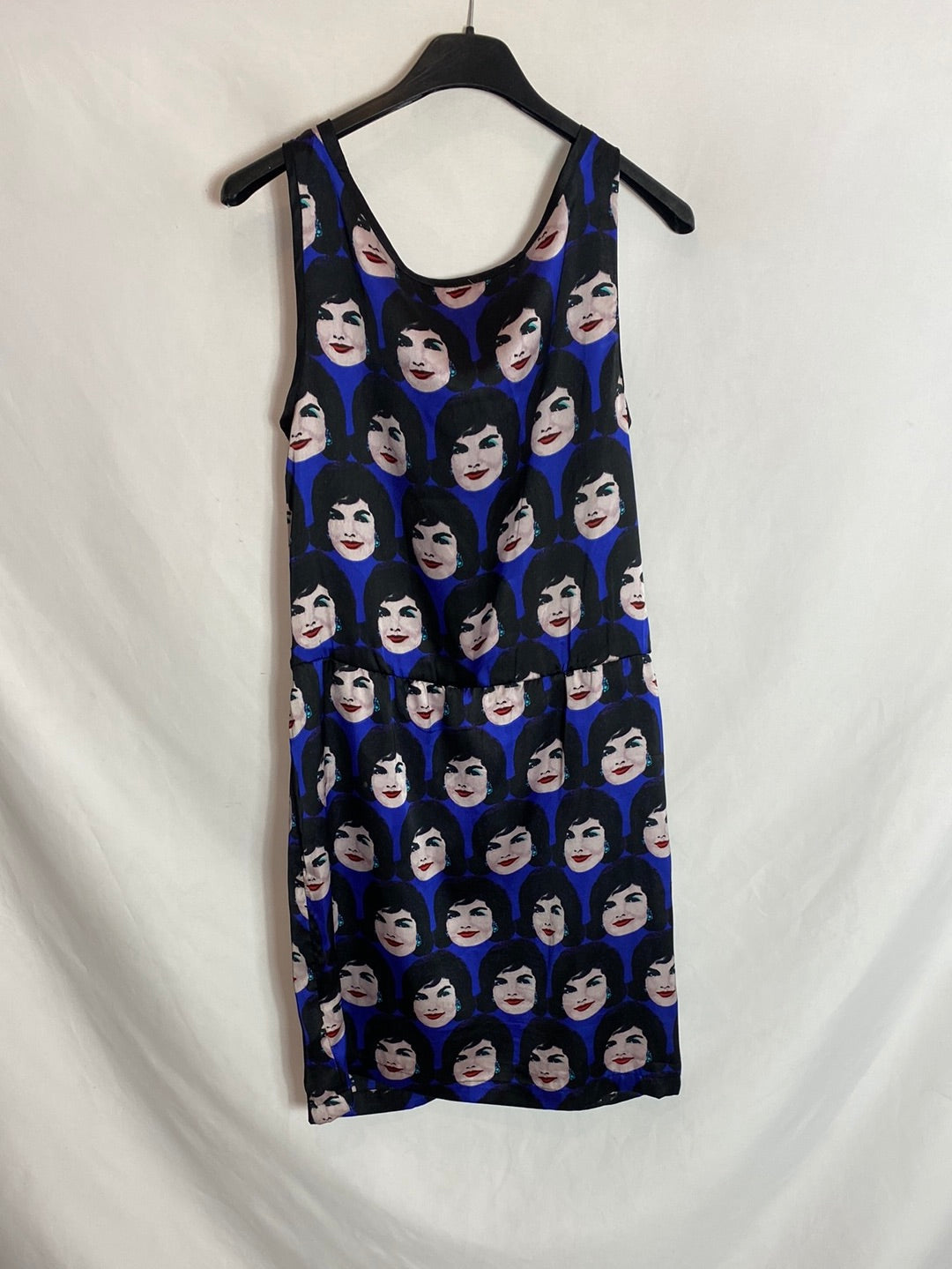 PEPE JEANS. Face-print dress. TL