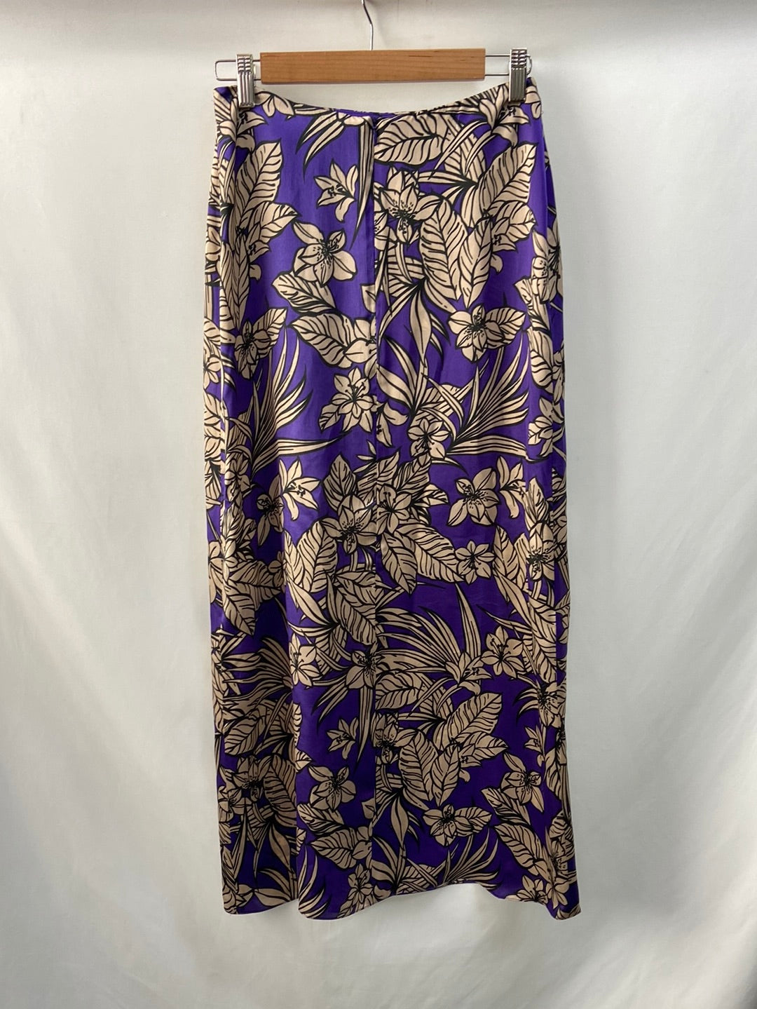 ROBERTO TORRETTA.Long printed skirt T.36