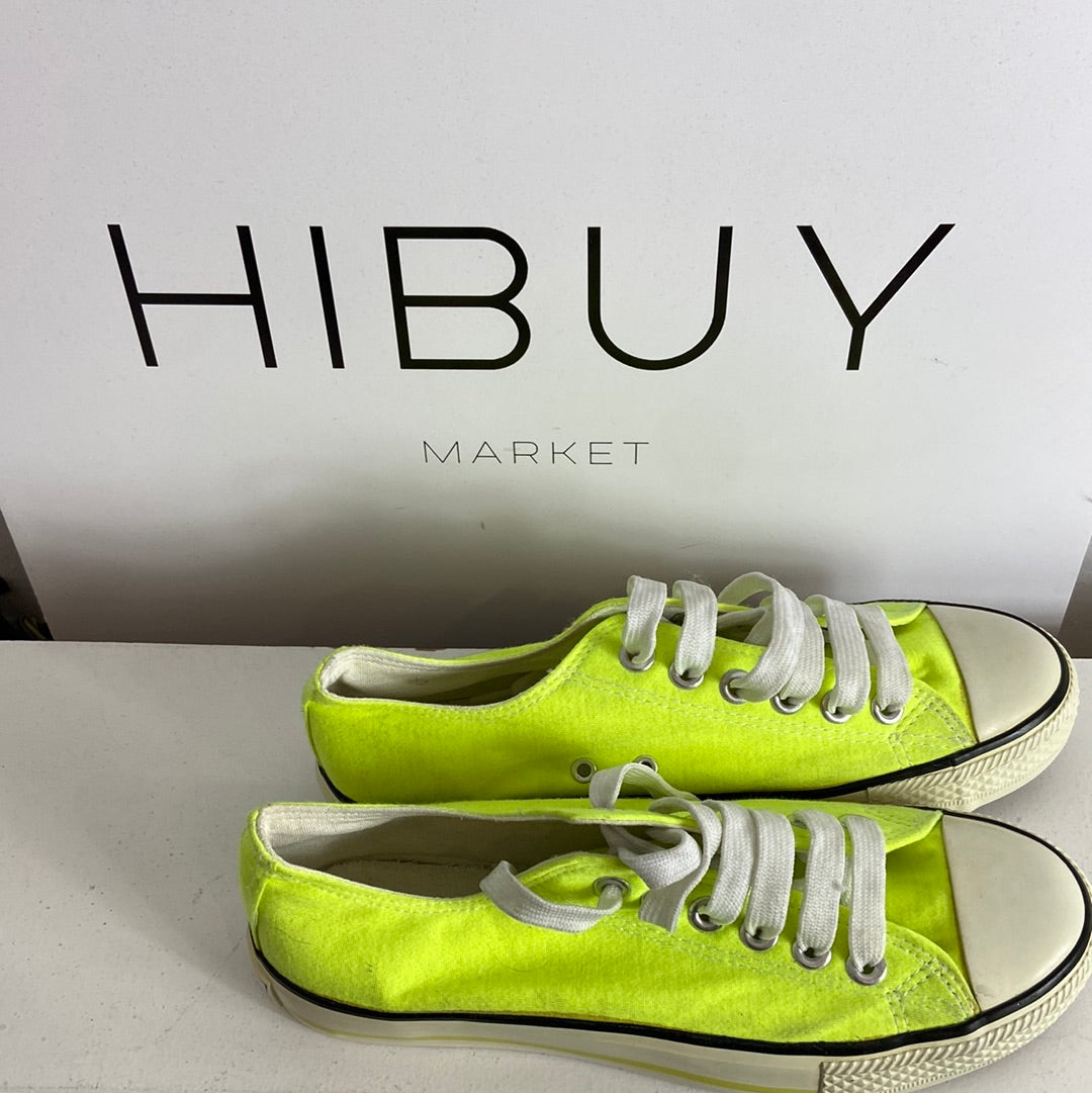 STAR. Zapatillas neón. T.39