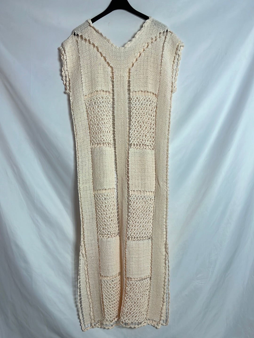 OTHERS. Beige openwork dress. TS