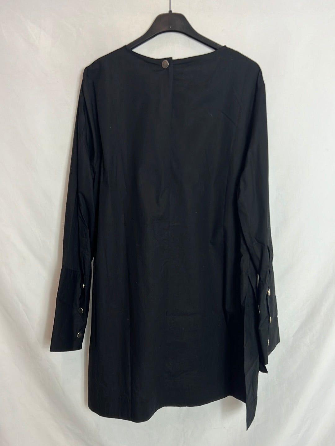 ZARA. Blusa negra larga asimétrica. T XL