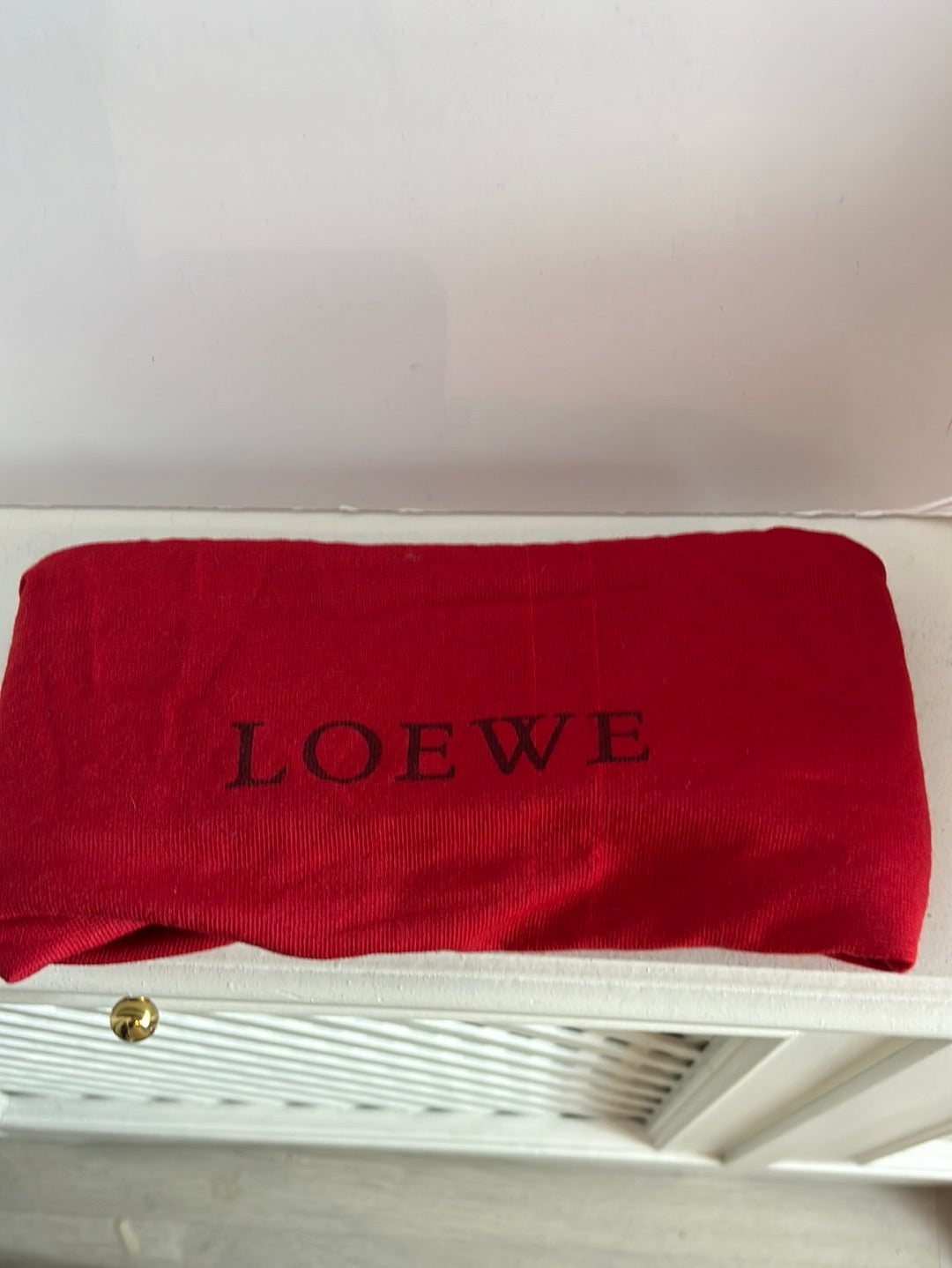LOEWE. Bolso amazona burdeos